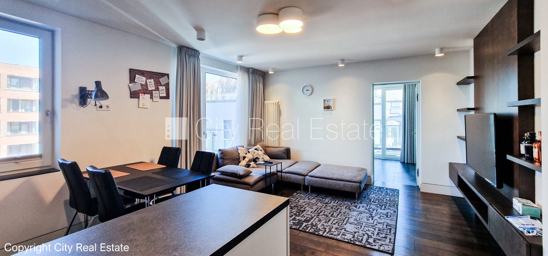 3 istabu dzīvoklis Rīga, Centrs, 73 m², pārdod, Foto 2 no 10