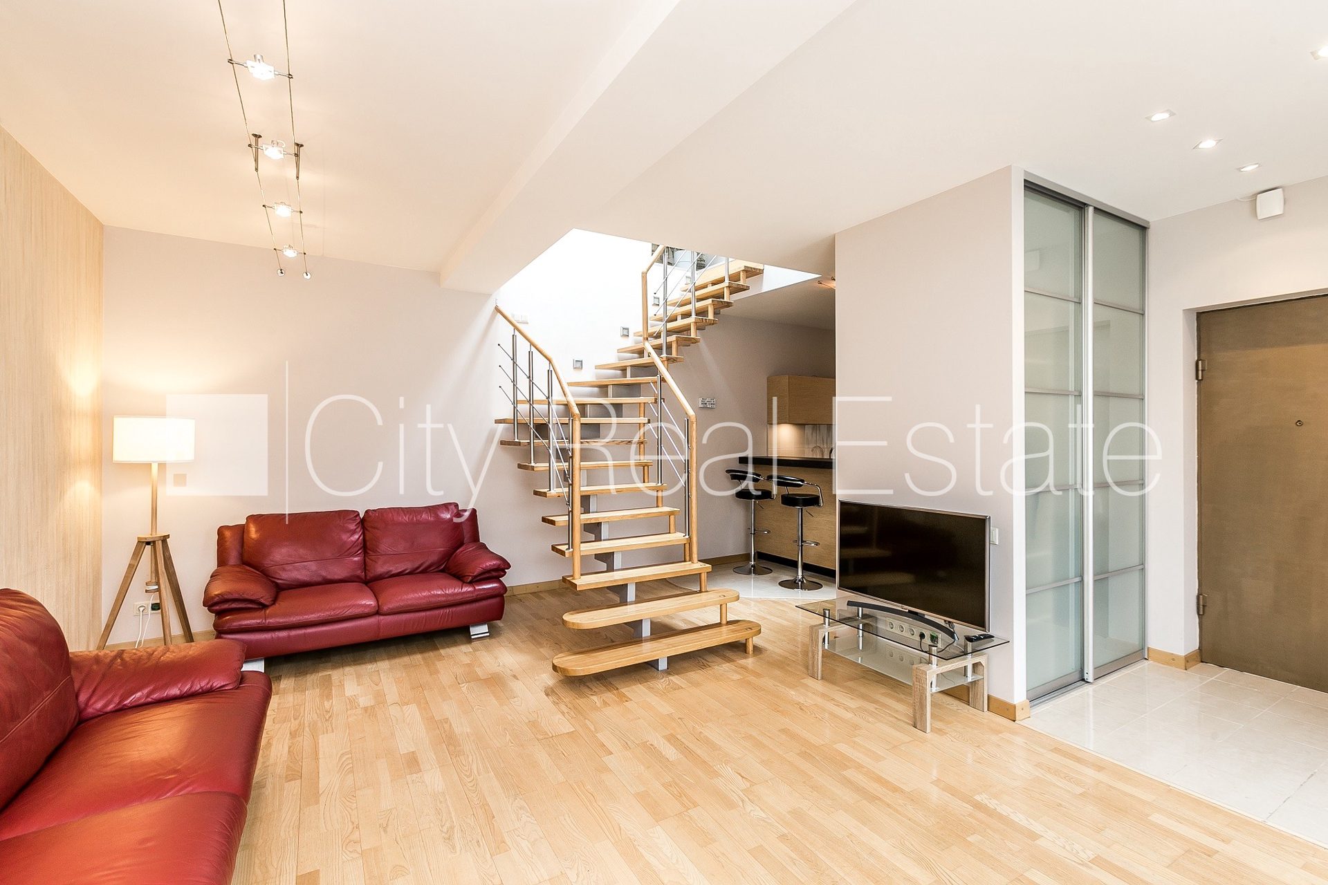 3-room apartment for sale in Riga, City Centre, 93 m², Photo 1 of 10
