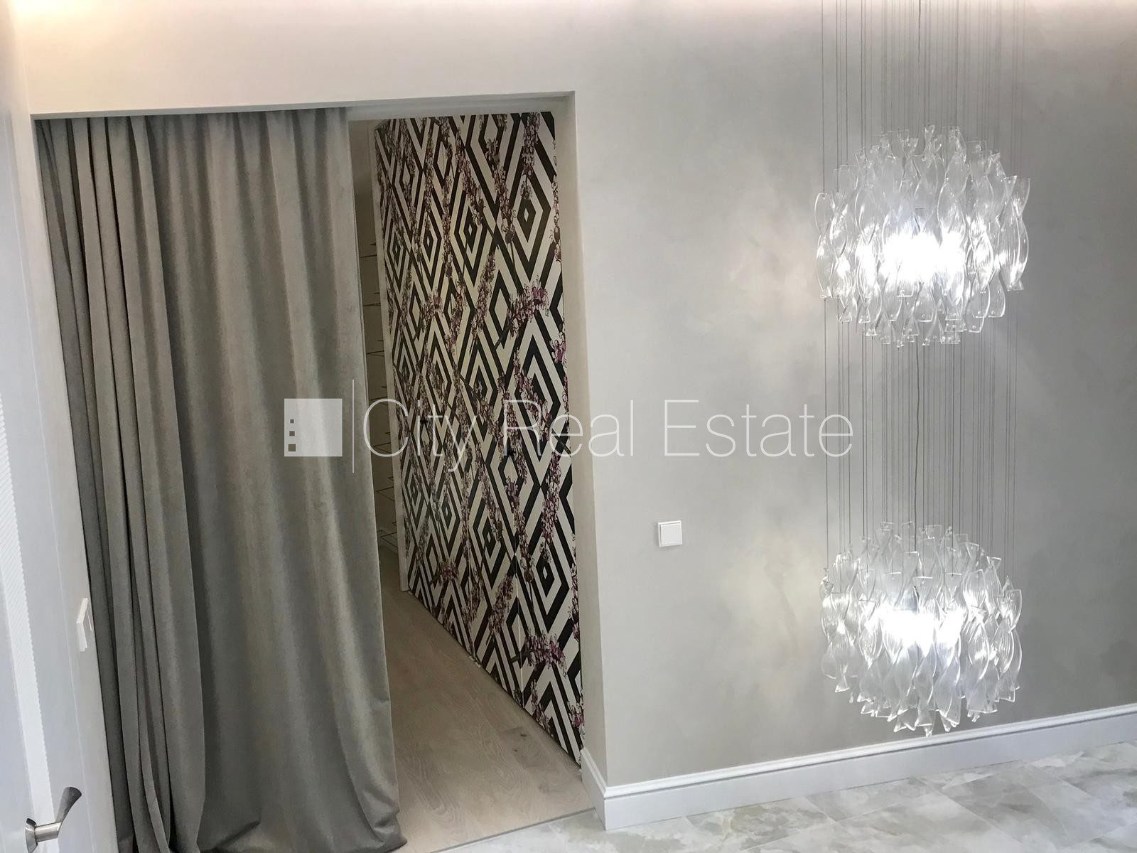 4 istabu dzīvoklis Jūrmala, Dzintari, 264 m², pārdod, Foto 9 no 10