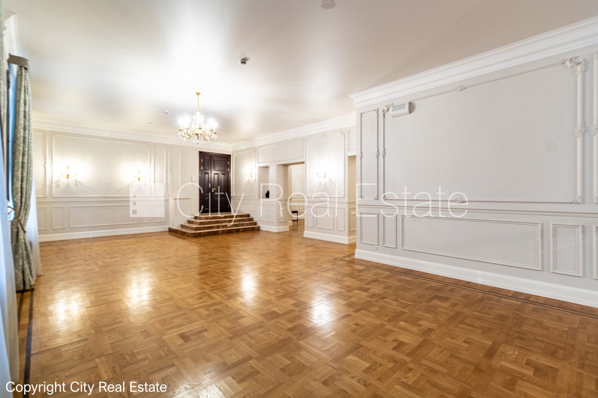 5-room apartment for sale in Riga, City Centre, 215 m², Photo 2 of 10