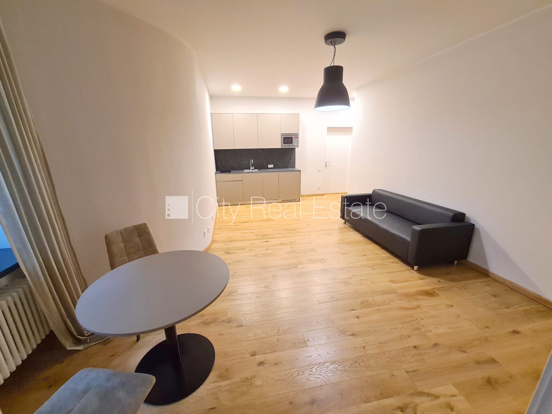 2-toaline korter Rīga, Centrs, 50 m², üür, Foto 2 / 10