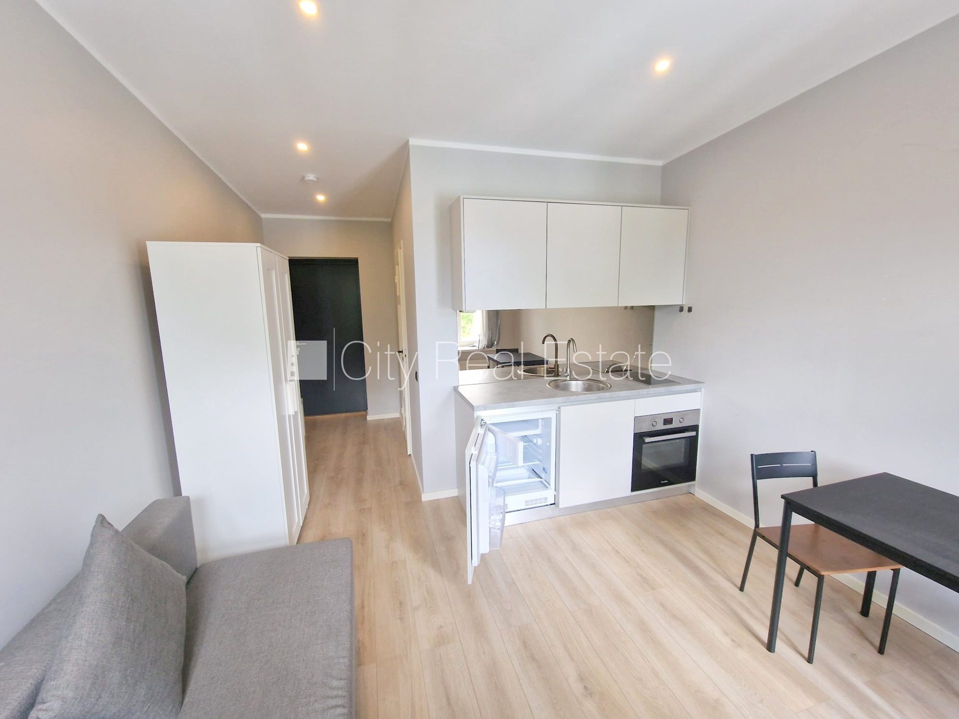1-toaline korter Rīga, Centrs, 22 m², üür, Foto 2 / 10