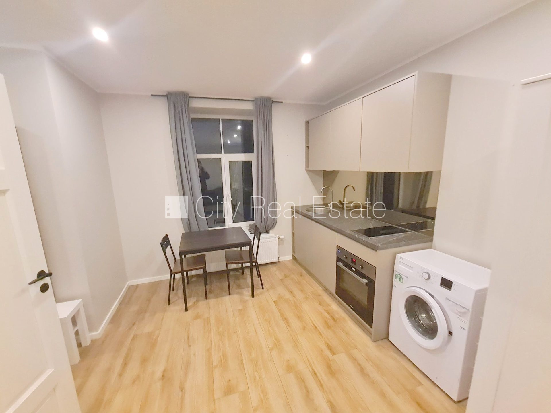 2-room apartment for rent in Riga, City Centre, 40 m², Photo 2 of 10