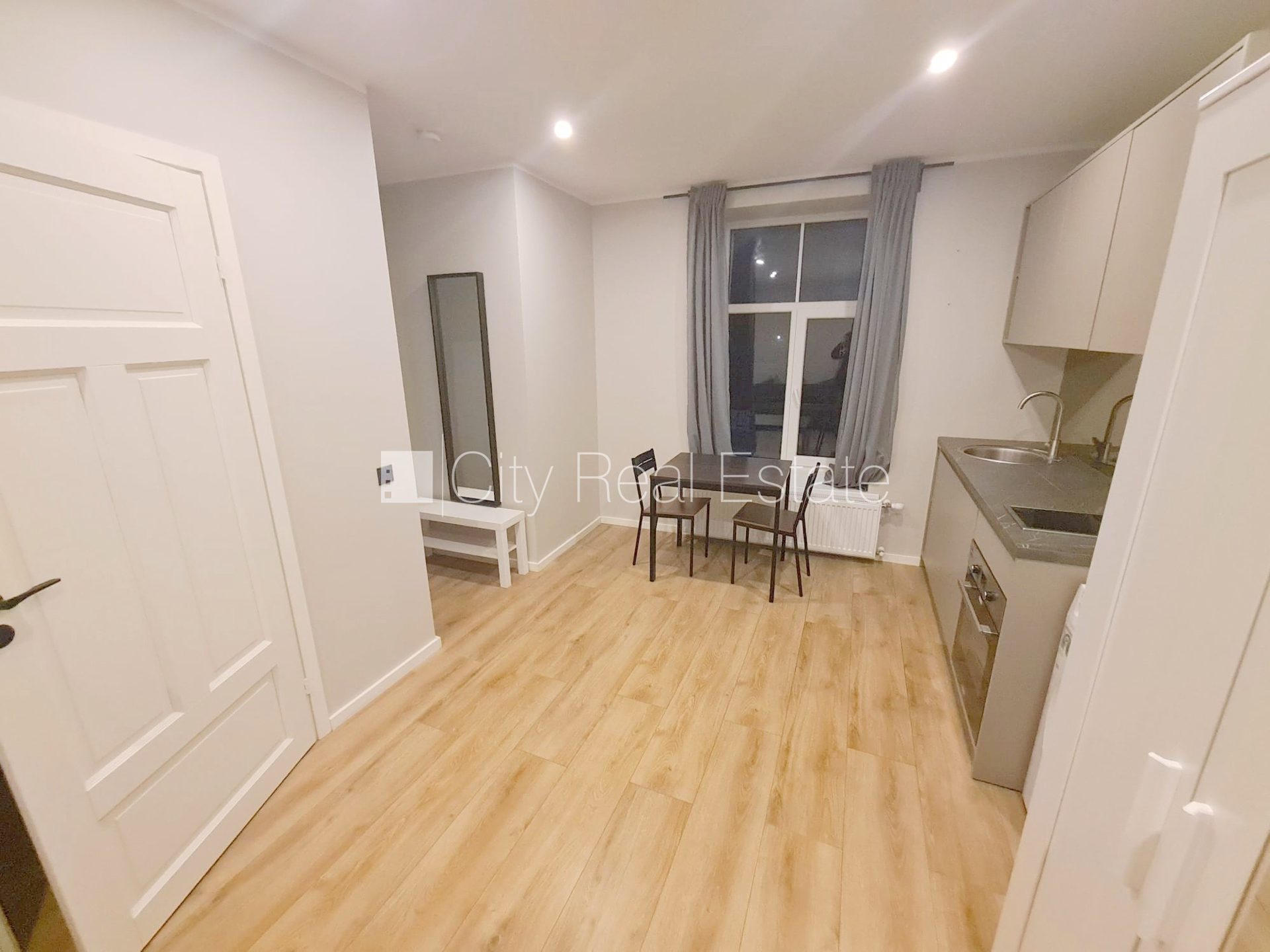 2-room apartment for rent in Riga, City Centre, 40 m², Photo 10 of 10