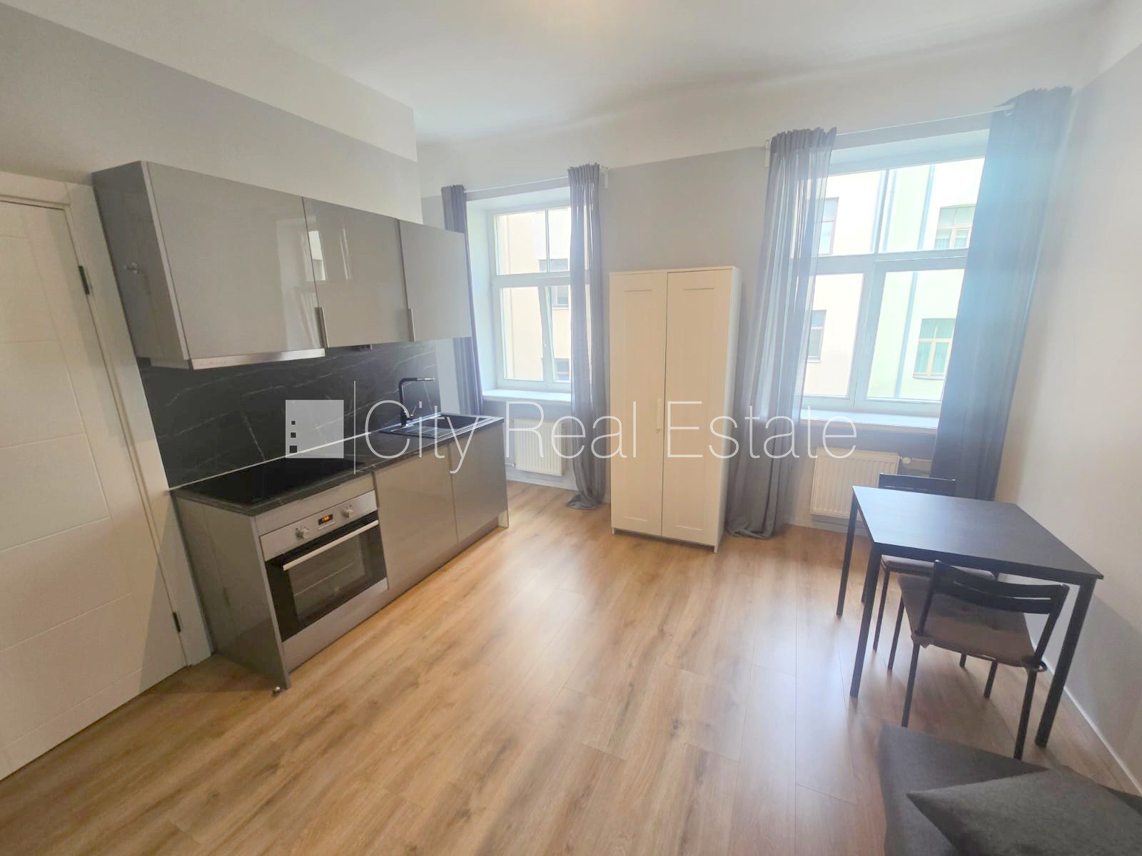 1-toaline korter Rīga, Centrs, 22 m², üür, Foto 1 / 10