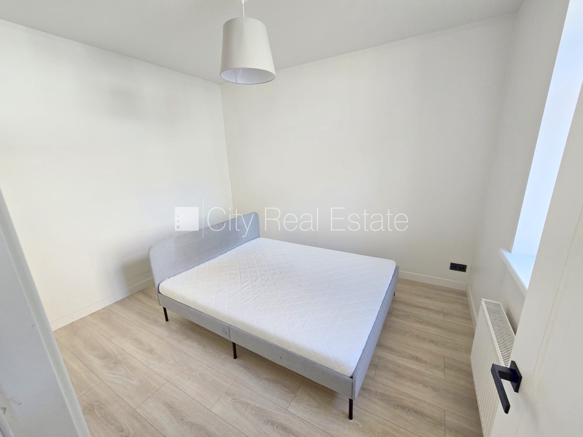 2 istabu dzīvoklis Rīga, Centrs, 38 m², izīrē, Foto 3 no 10