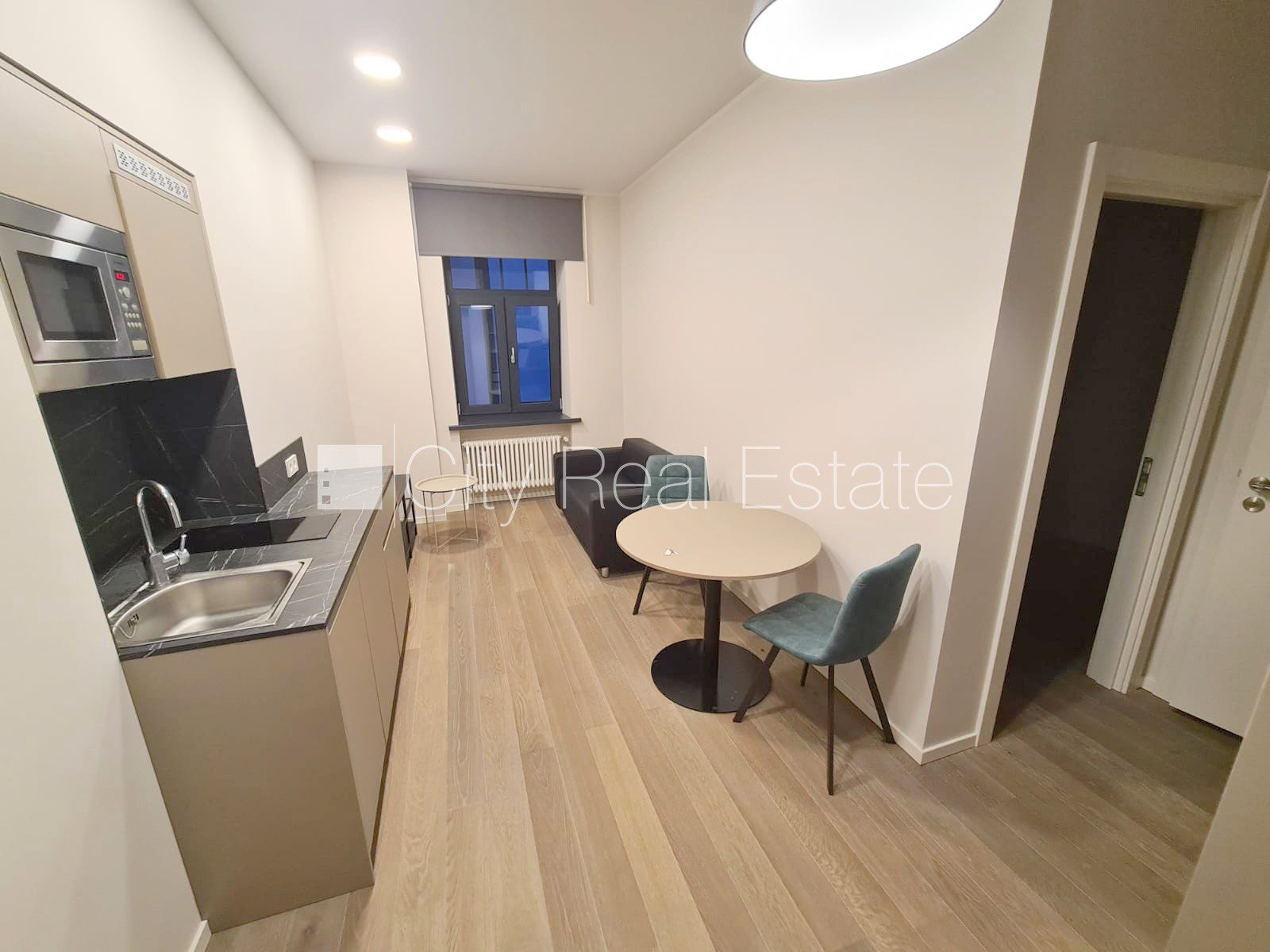 2-комнатная квартира в Рига, Центр, 32 м², аренда, Фото 1 из 10