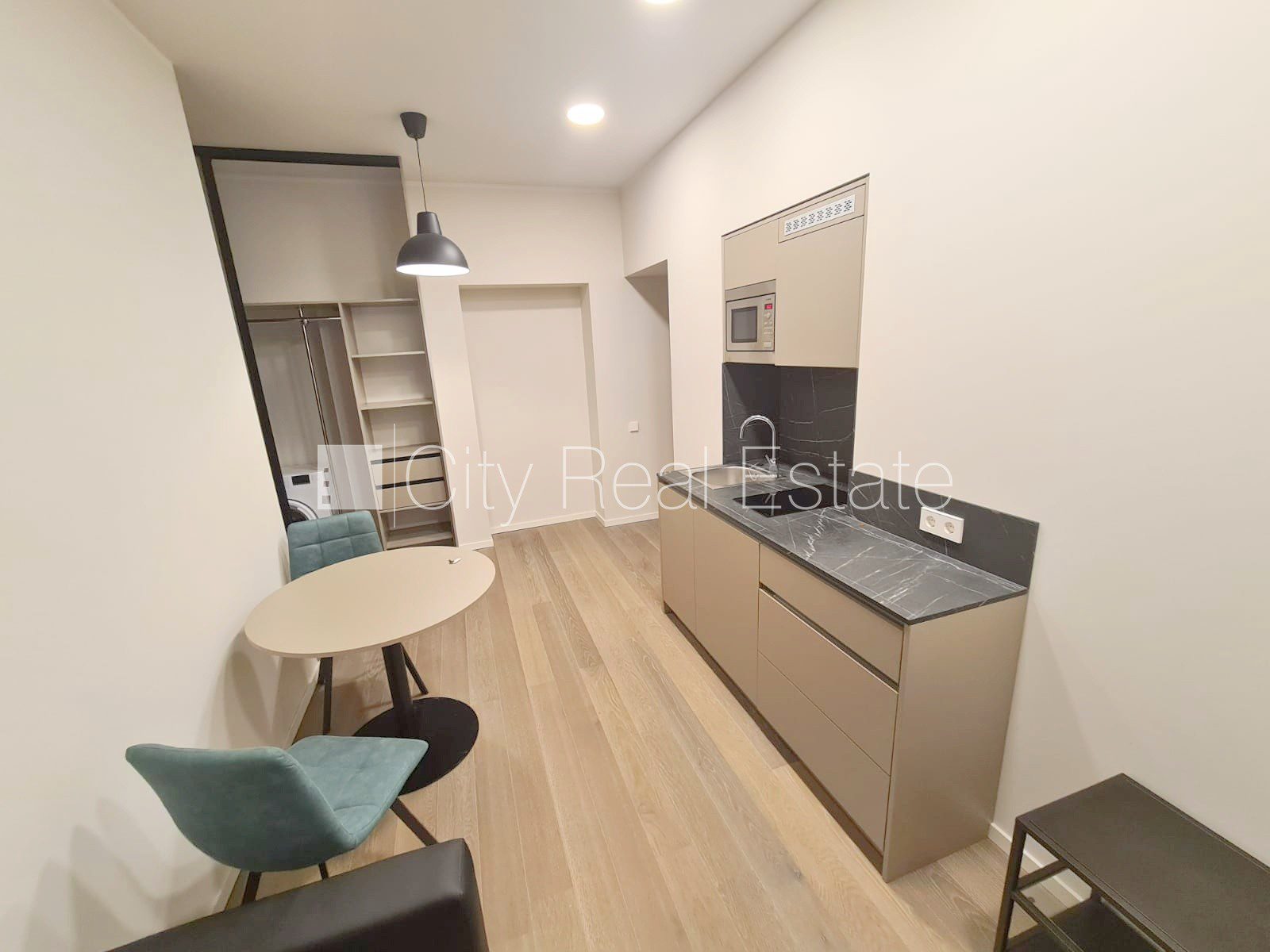 2-комнатная квартира в Рига, Центр, 32 м², аренда, Фото 2 из 10