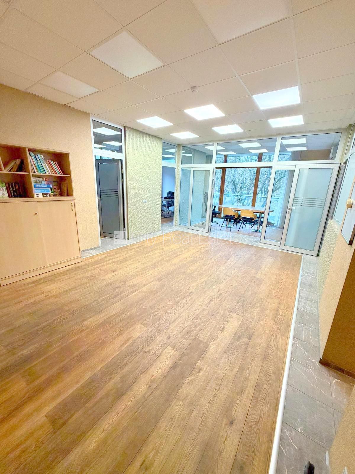 Komerctelpas Rīga, Centrs, 118 m², pārdod, Foto 1 no 10