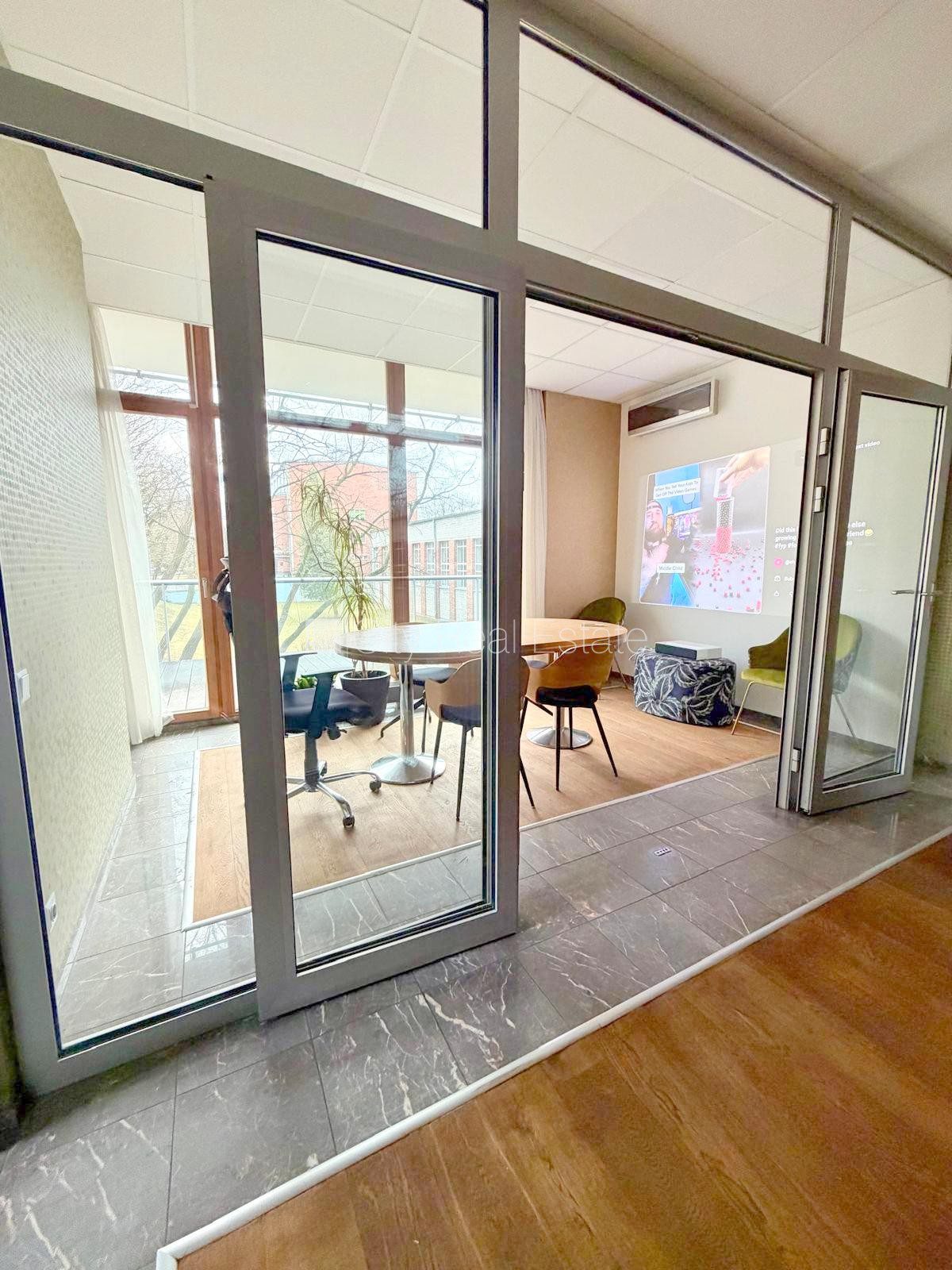 Komerctelpas Rīga, Centrs, 118 m², pārdod, Foto 4 no 10