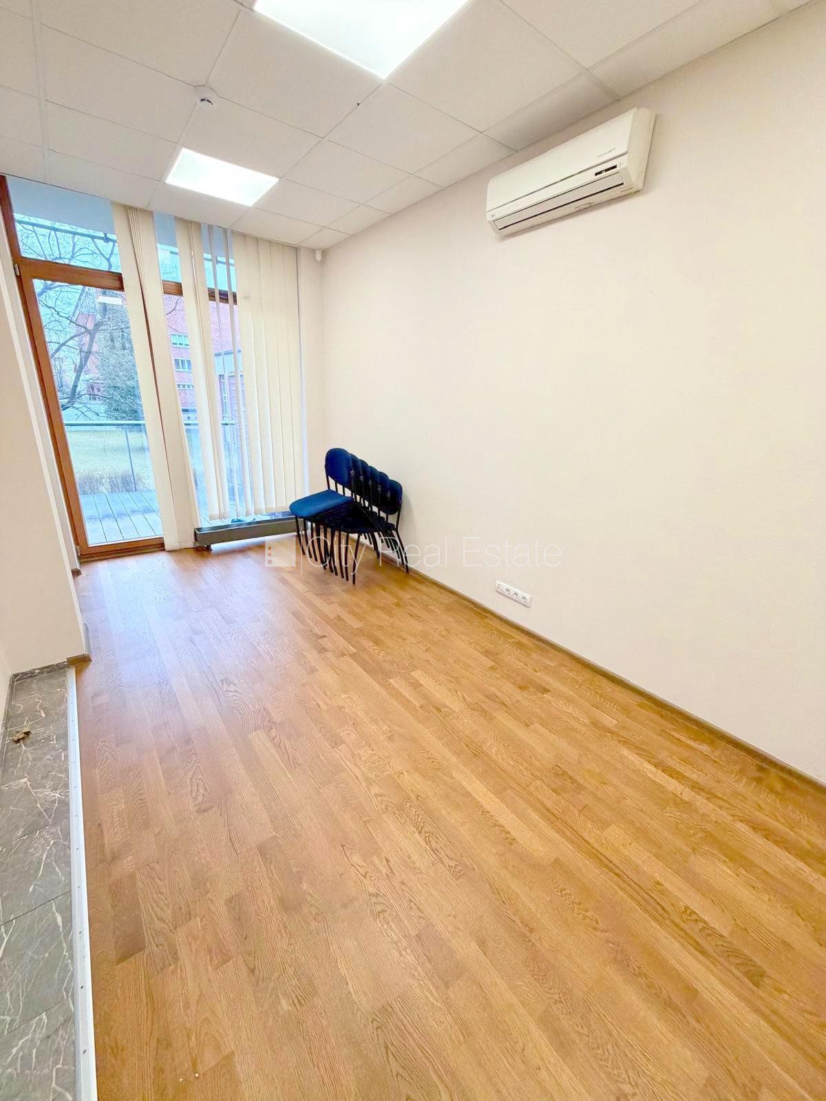 Komerctelpas Rīga, Centrs, 118 m², pārdod, Foto 9 no 10