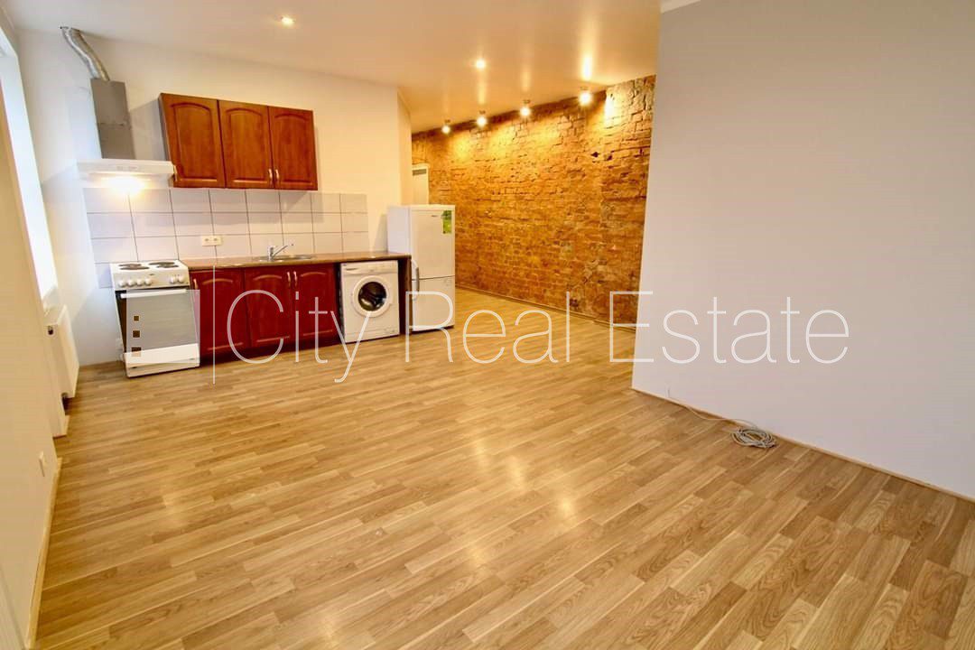 1-toaline korter Rīga, Centrs, 33 m², üür, Foto 2 / 10
