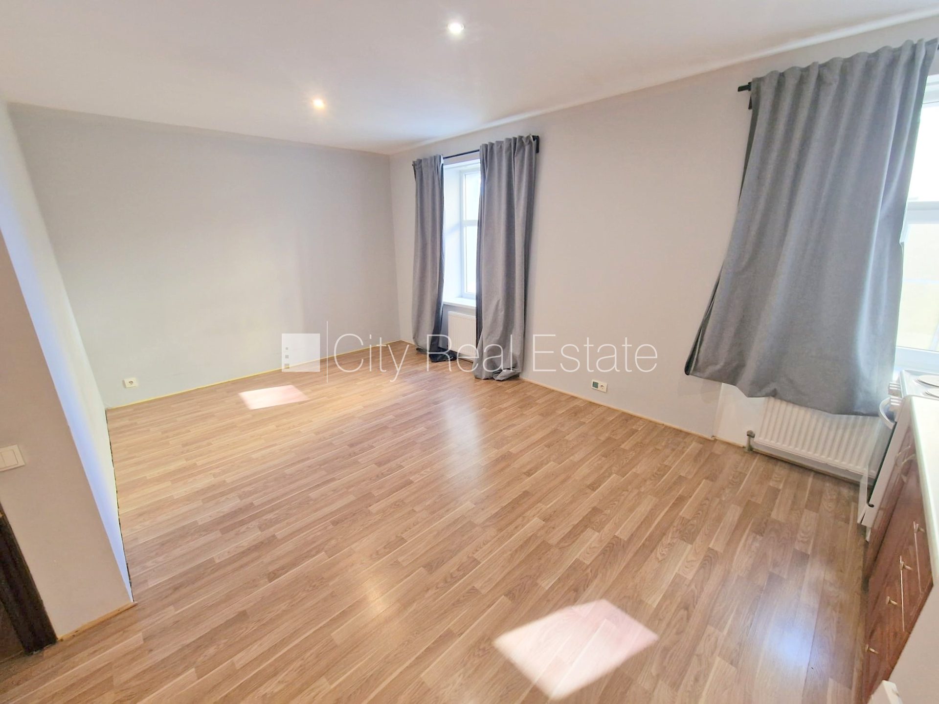 1-toaline korter Rīga, Centrs, 33 m², üür, Foto 6 / 10