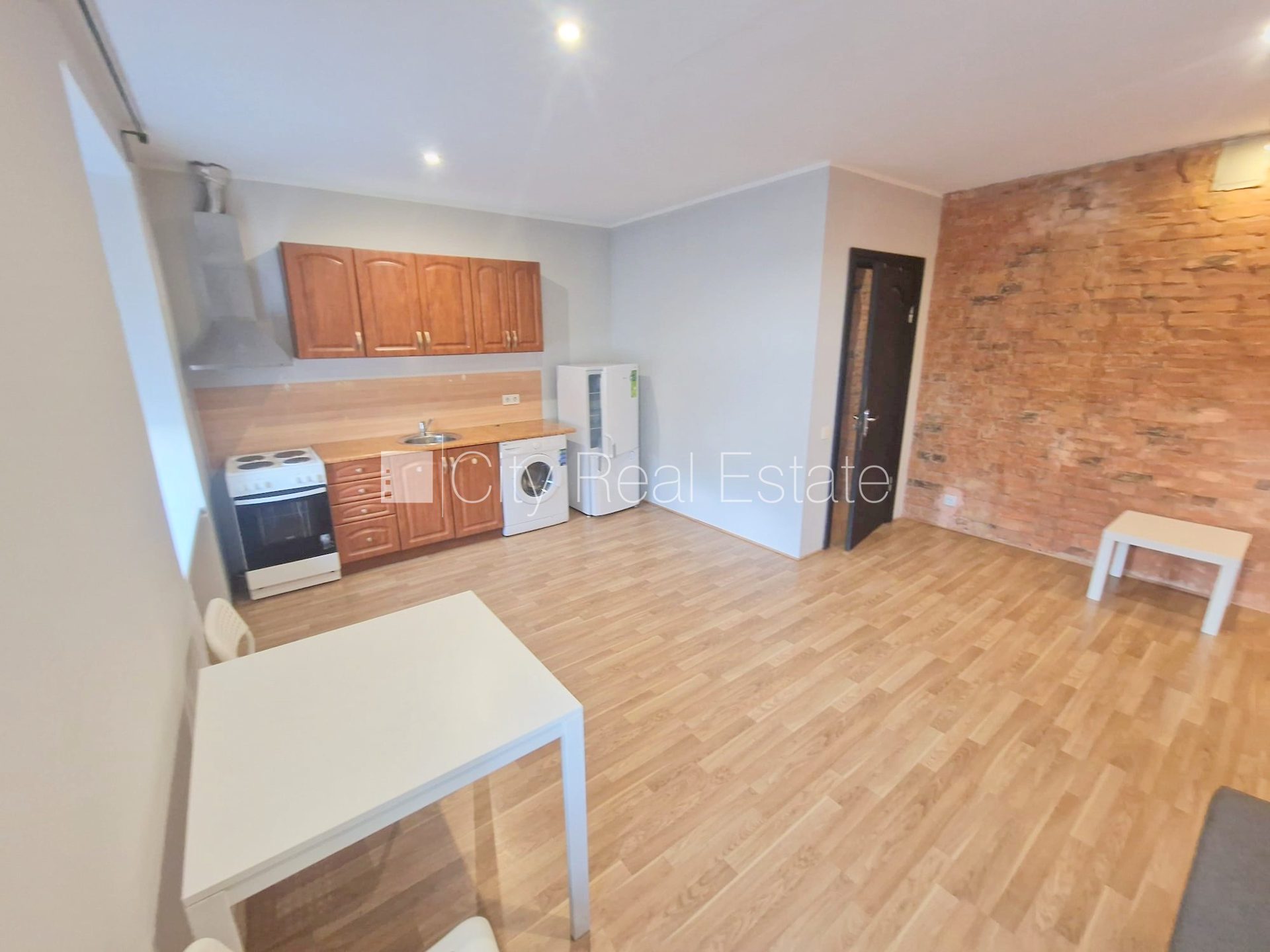 1-toaline korter Rīga, Centrs, 35 m², üür, Foto 2 / 10