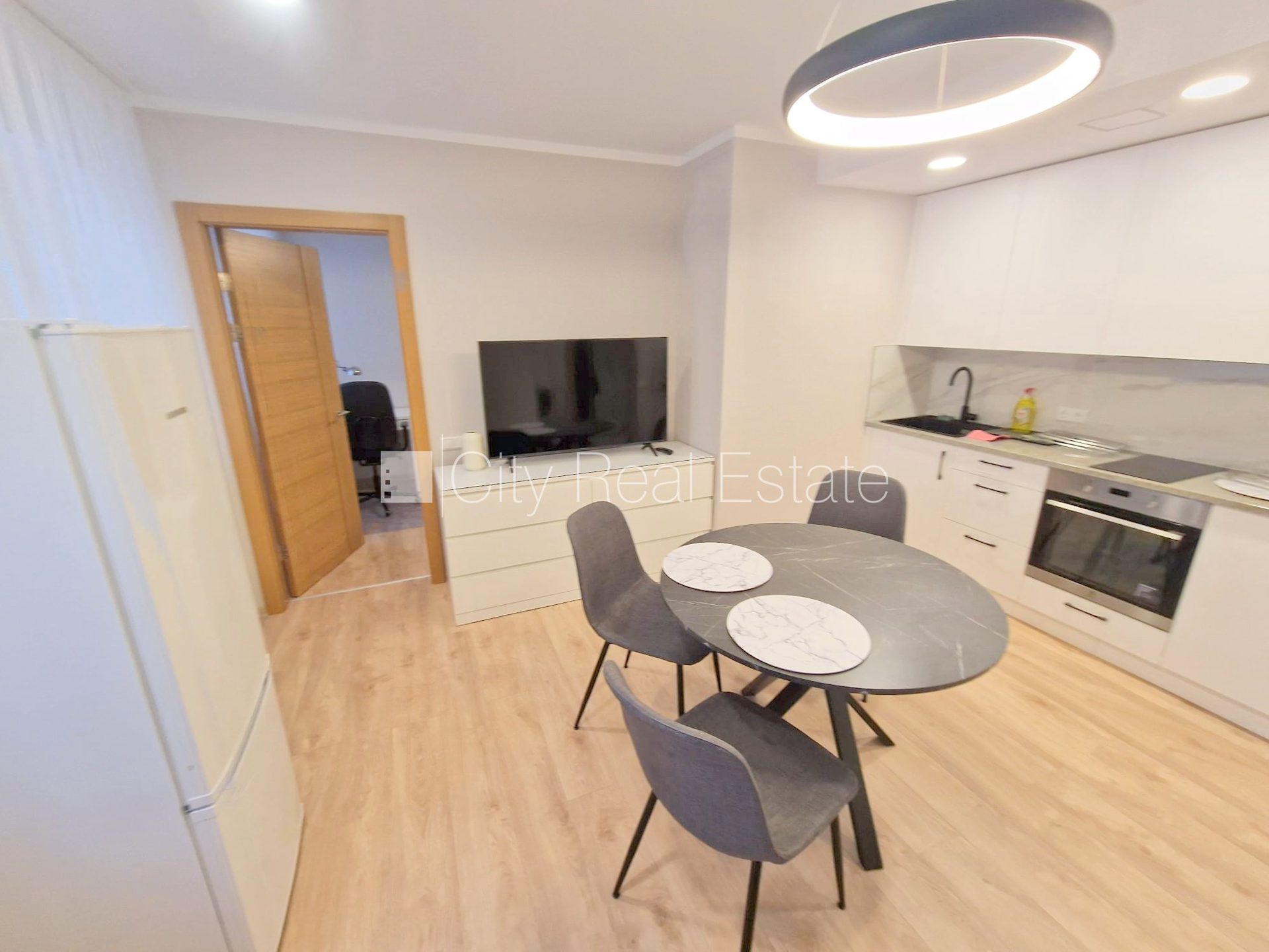 2-toaline korter Rīga, Centrs, 37 m², üür, Foto 10 / 10