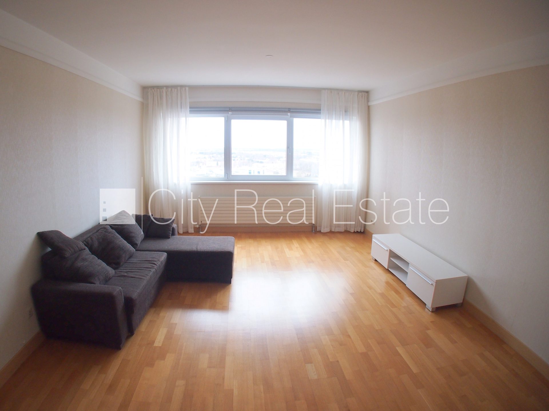 2-room apartment for rent in Riga, Šampēteris, 67 m², Photo 7 of 10