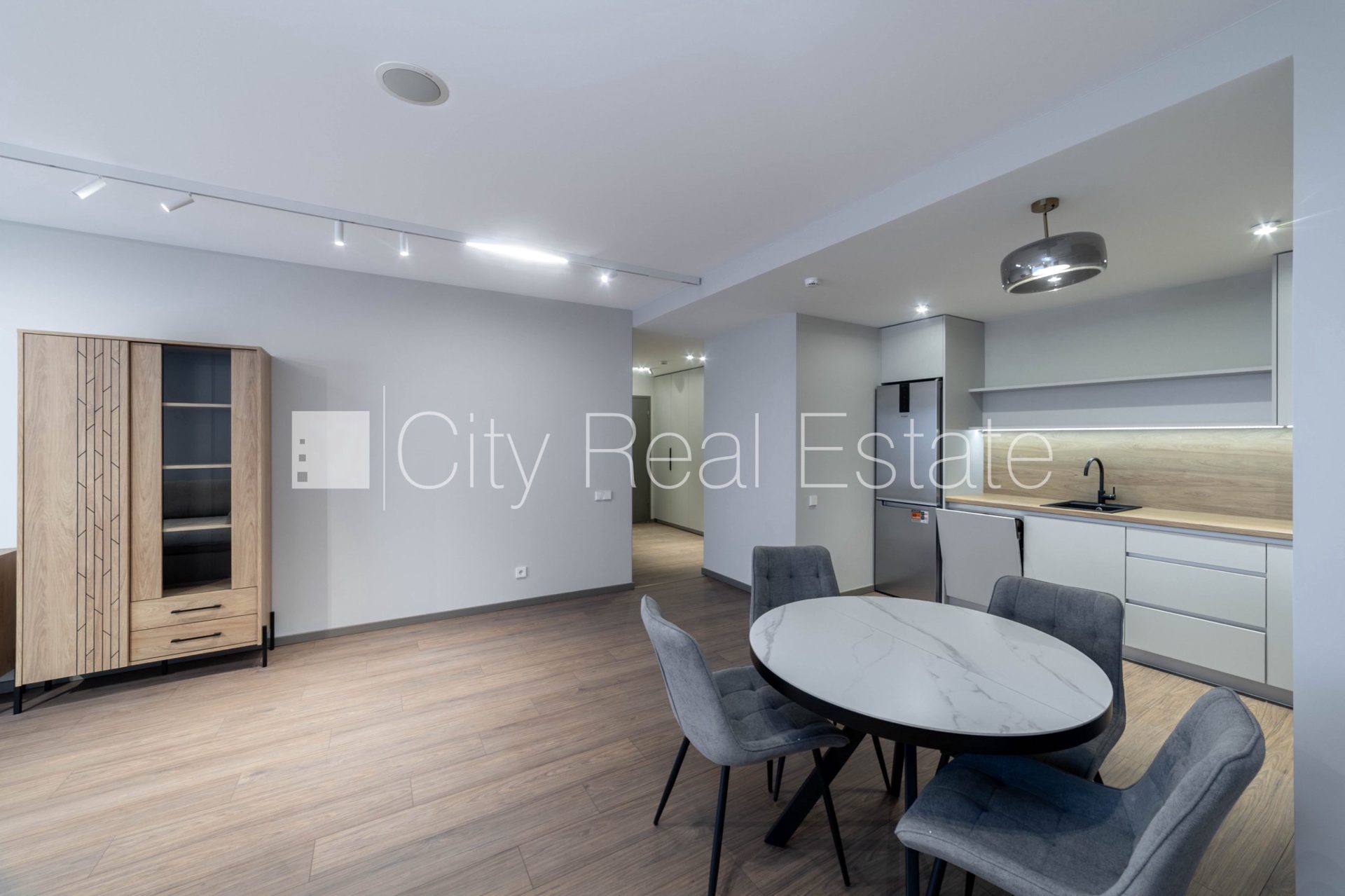 3-room apartment for rent in Riga, Šampēteris, 84 m², Photo 2 of 10