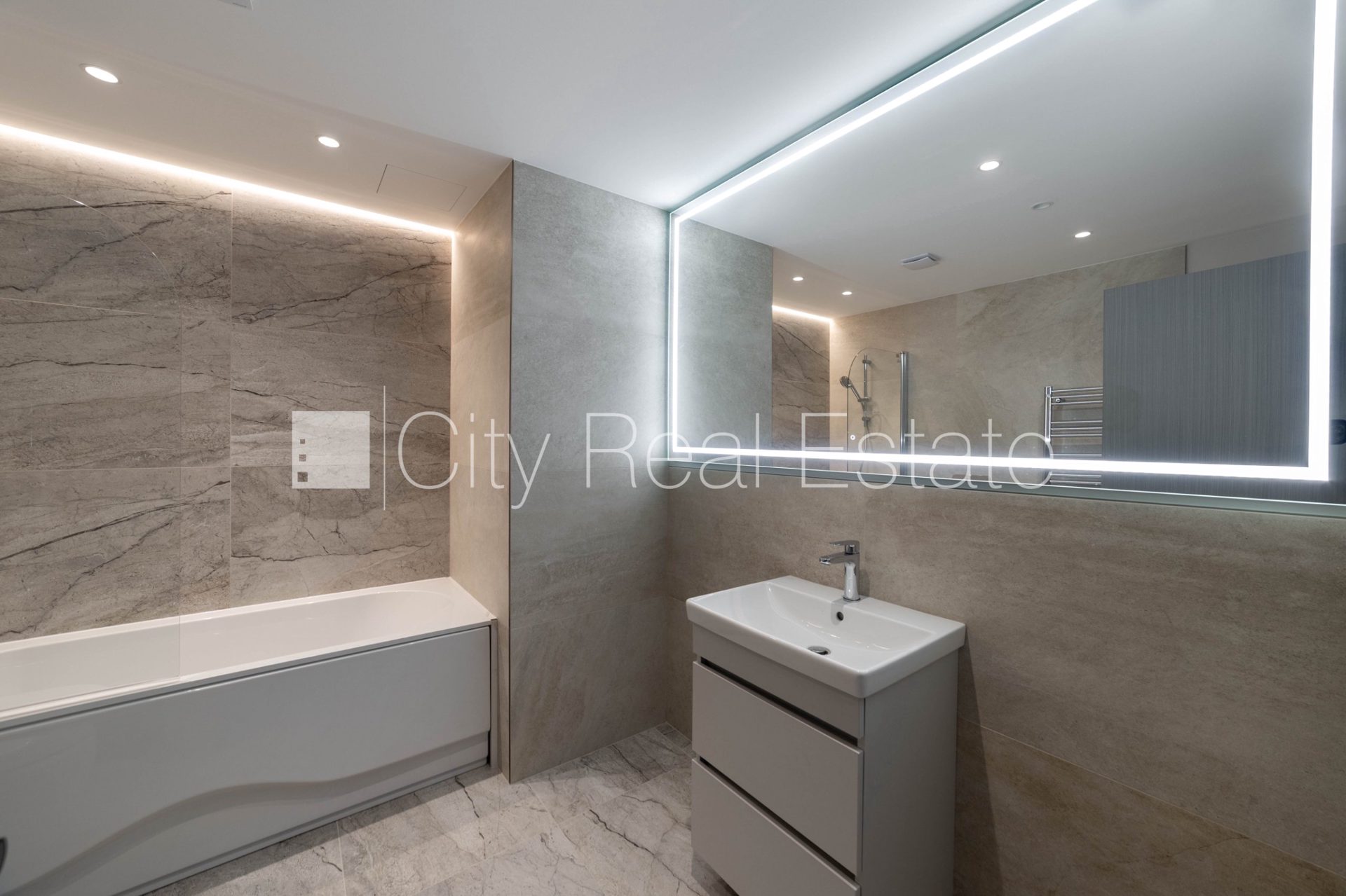 3-room apartment for rent in Riga, Šampēteris, 84 m², Photo 9 of 10