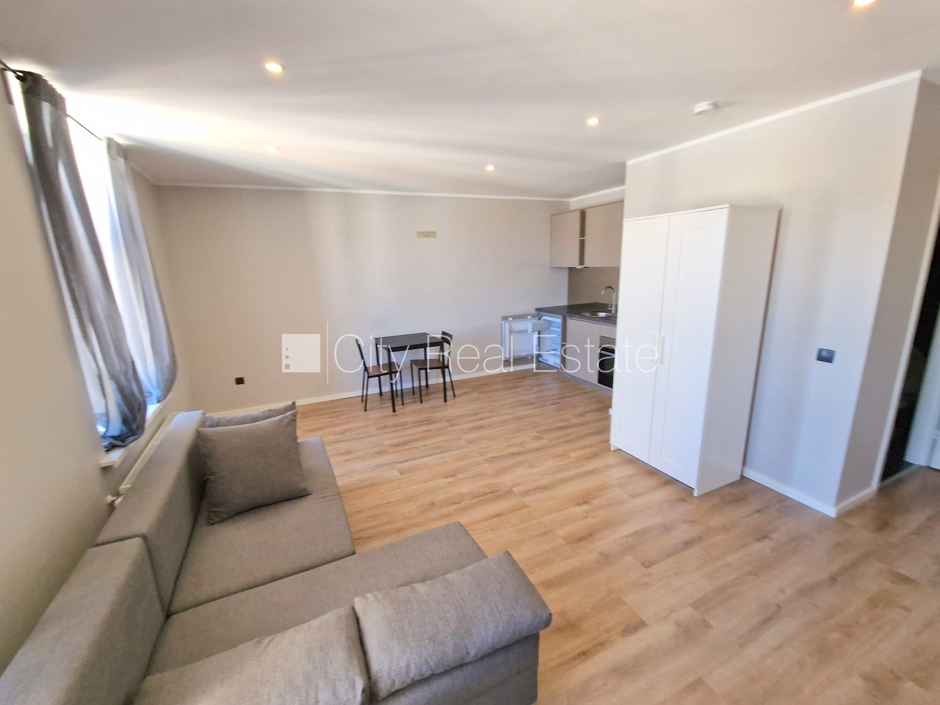 1 istabu dzīvoklis Rīga, Centrs, 32 m², izīrē, Foto 7 no 10