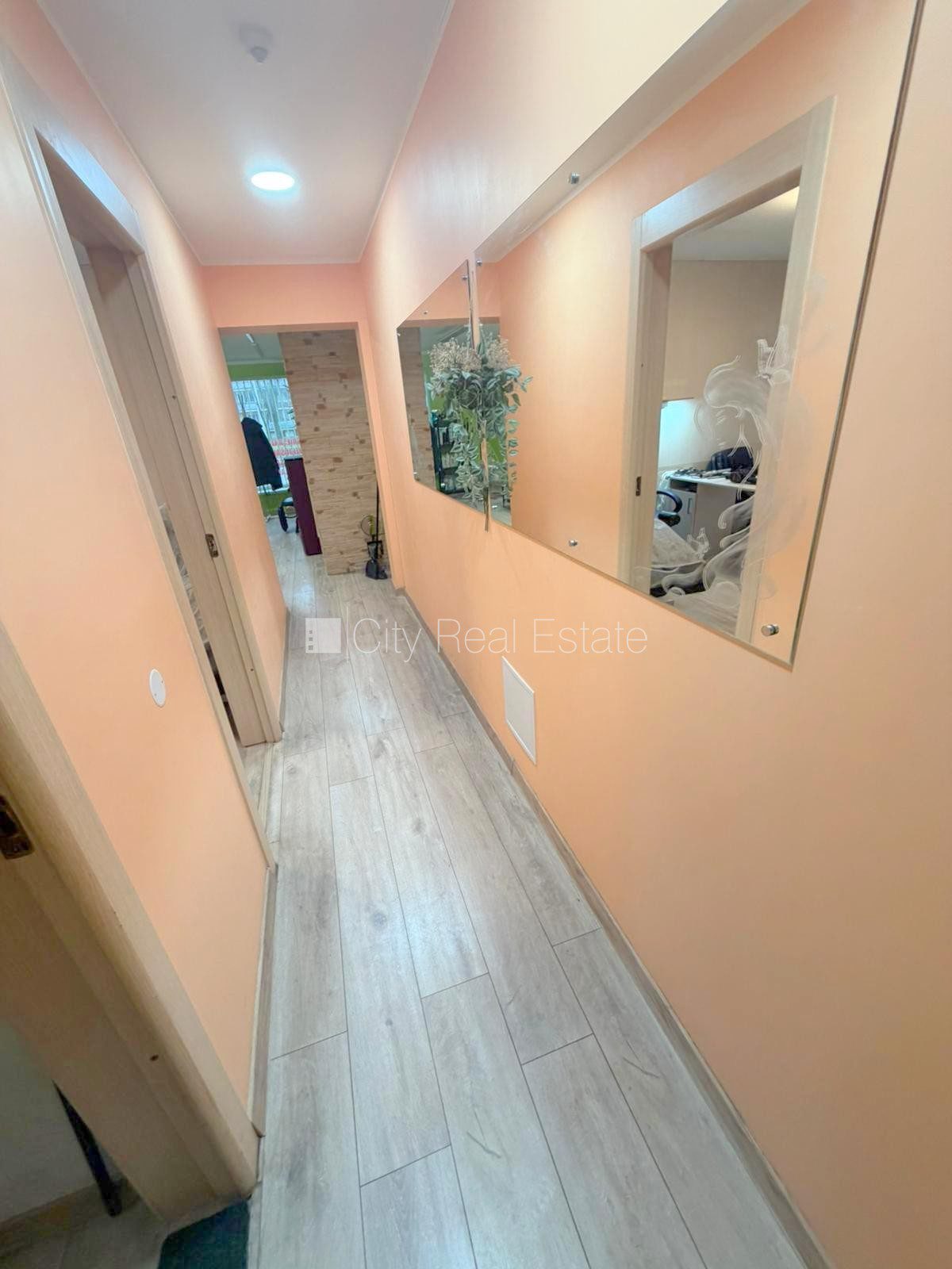 Коммерческое помещение в Рига, Югла, 50 м², аренда, Фото 9 из 10