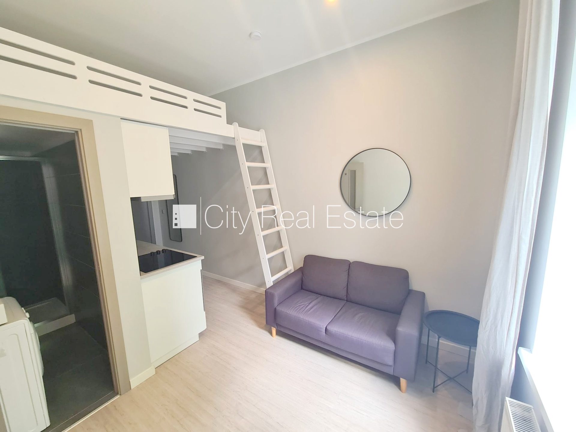 1-toaline korter Rīga, Centrs, 18 m², üür, Foto 1 / 10