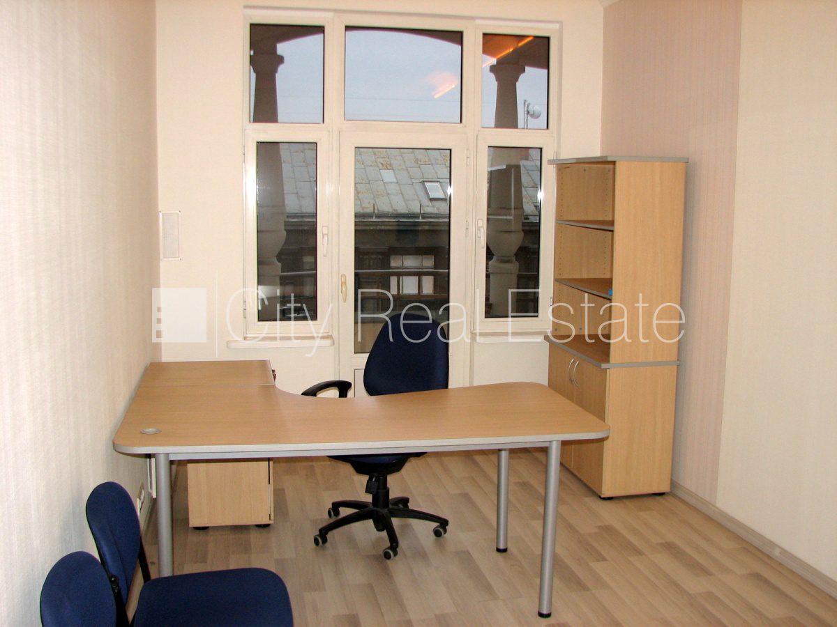 Коммерческое помещение в Рига, Центр, 19 м², аренда, Фото 2 из 9