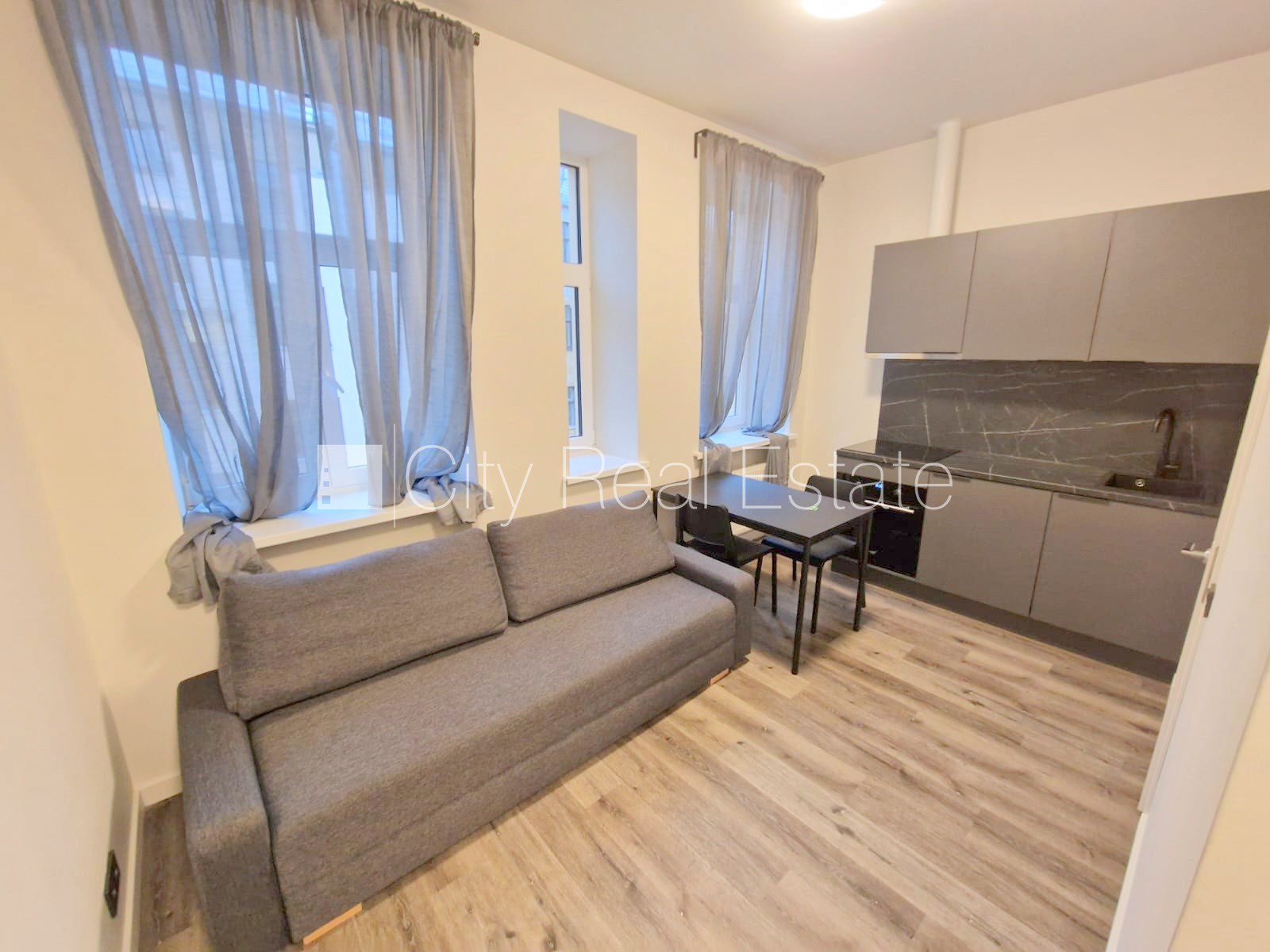 1-toaline korter Rīga, Centrs, 18 m², üür, Foto 1 / 10