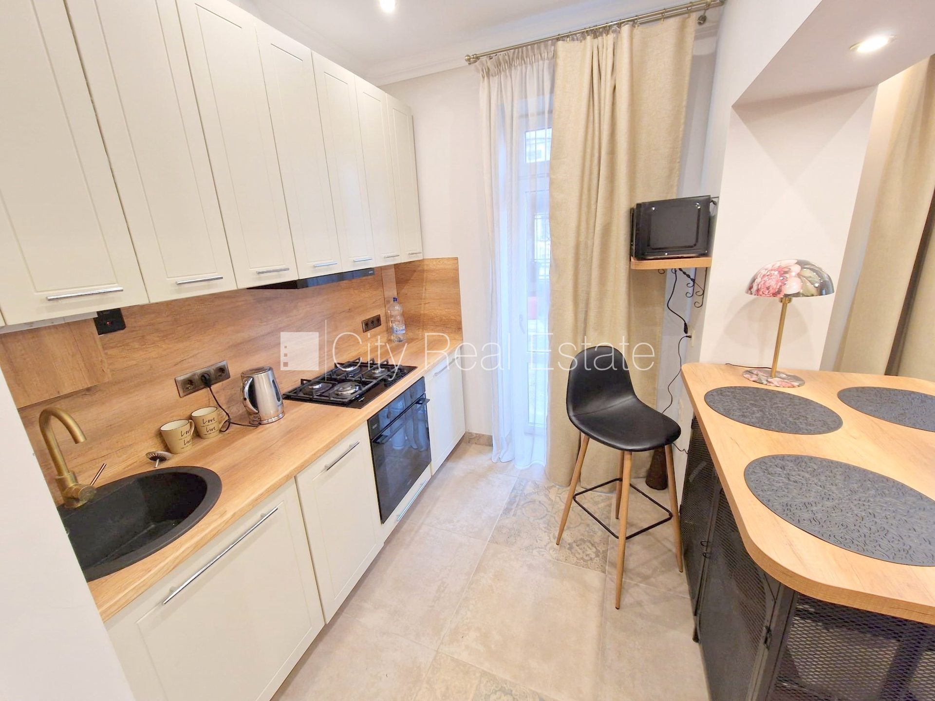 3-toaline korter Rīga, Centrs, 55 m², üür, Foto 9 / 10