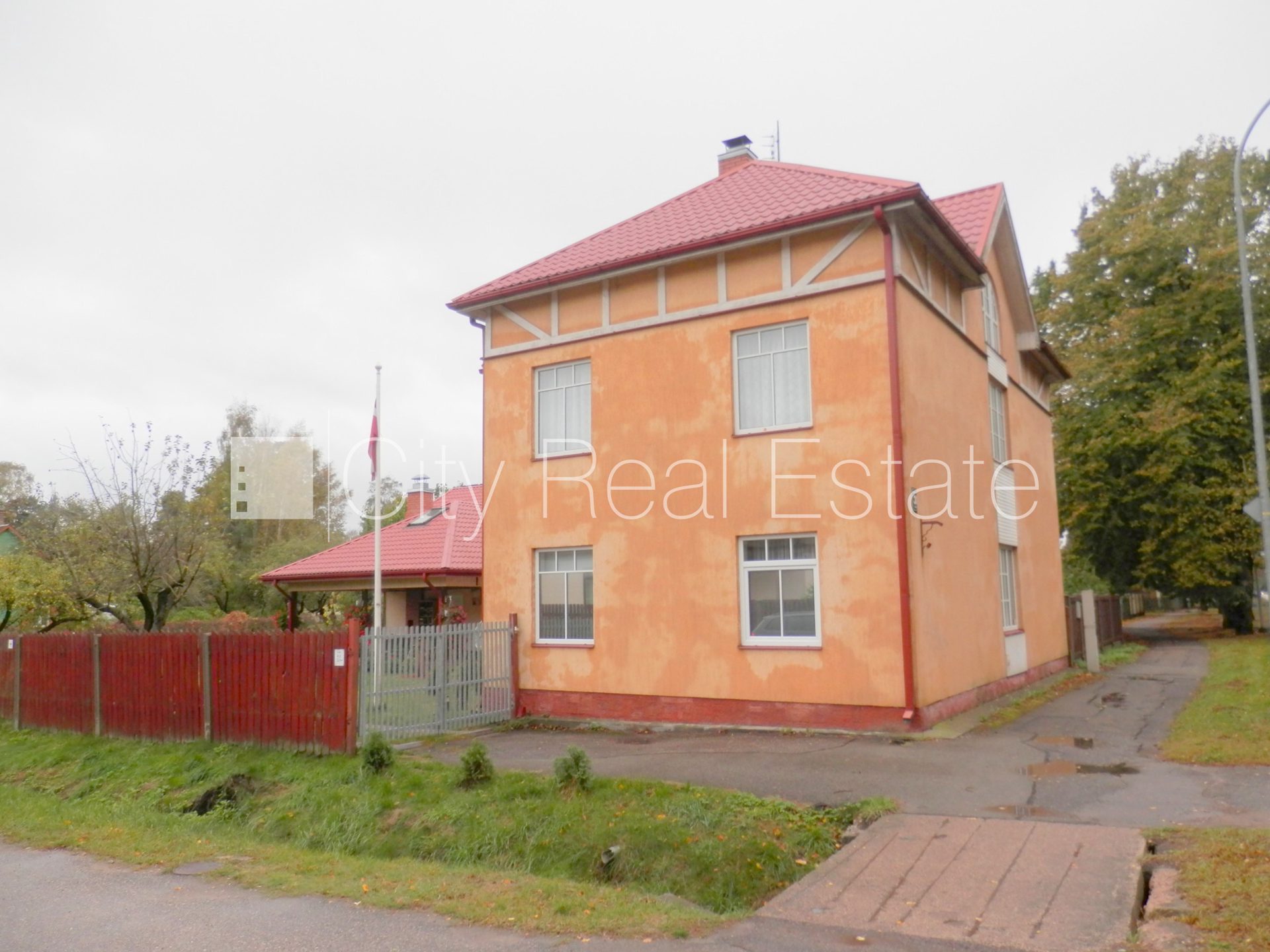 Дом в Юрмала, Асари, 440 м², продажа, Фото 2 из 10