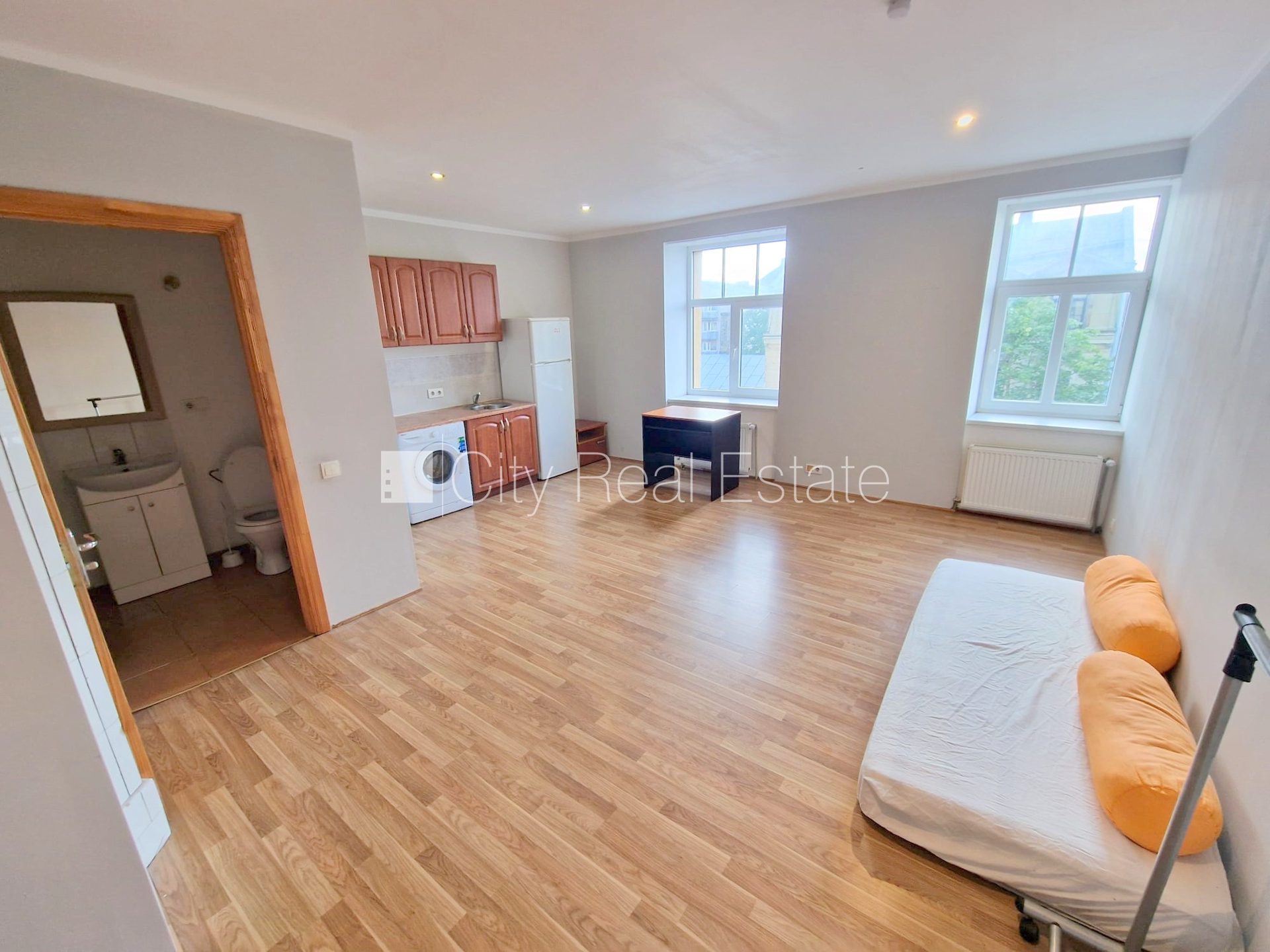 1 istabu dzīvoklis Rīga, Centrs, 29 m², izīrē, Foto 1 no 10
