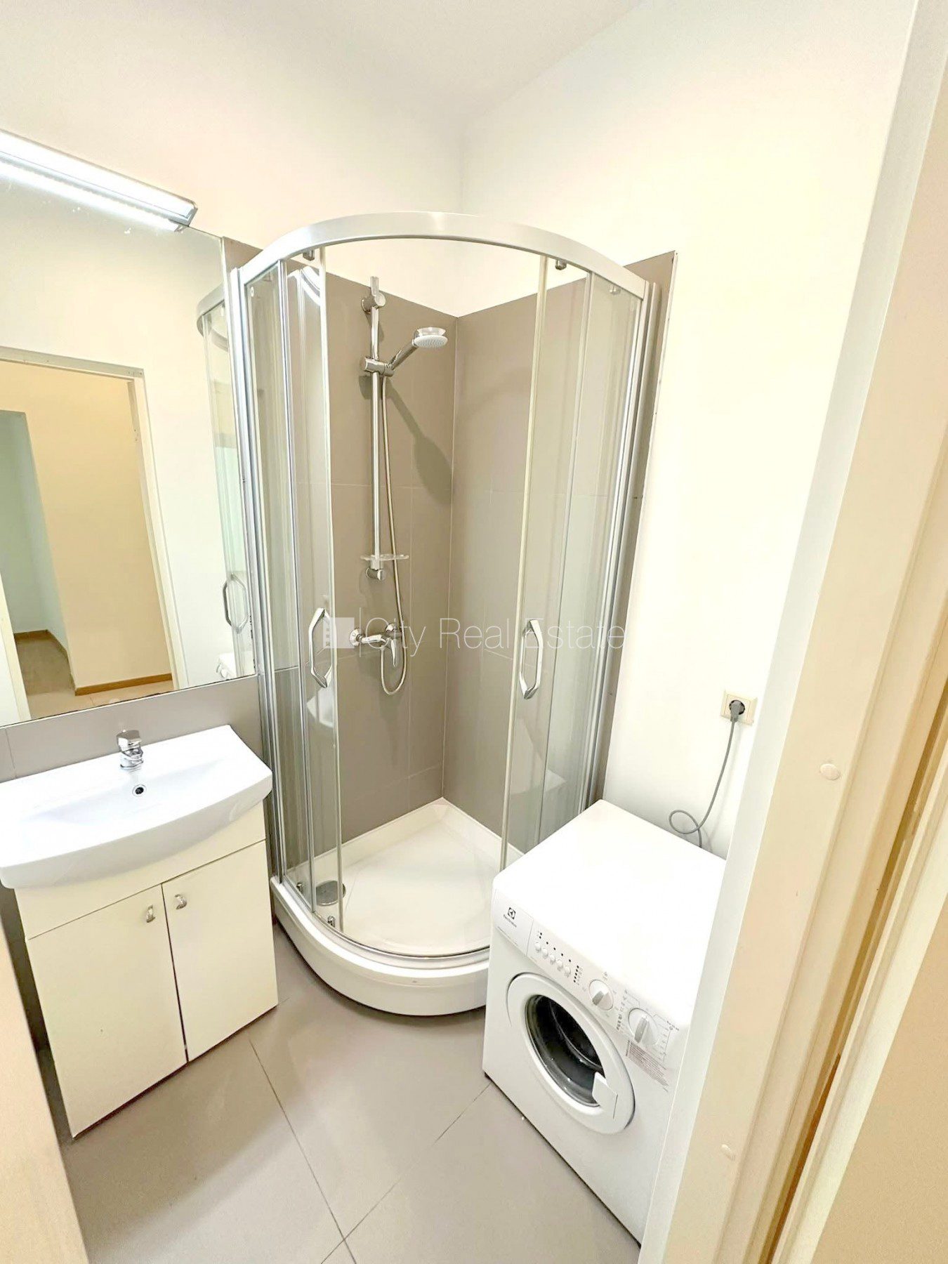 3-room apartment for rent in Riga, City Centre, 77 m², Photo 10 of 10