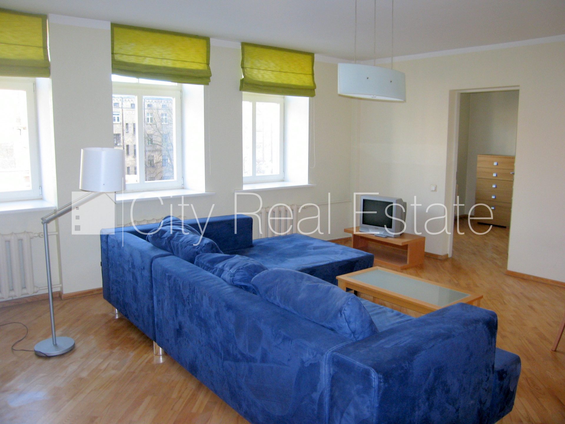 2-комнатная квартира в Рига, Центр, 59 м², аренда, Фото 1 из 10