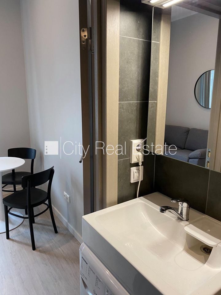 1-комнатная квартира в Рига, Центр, 17 м², аренда, Фото 8 из 10
