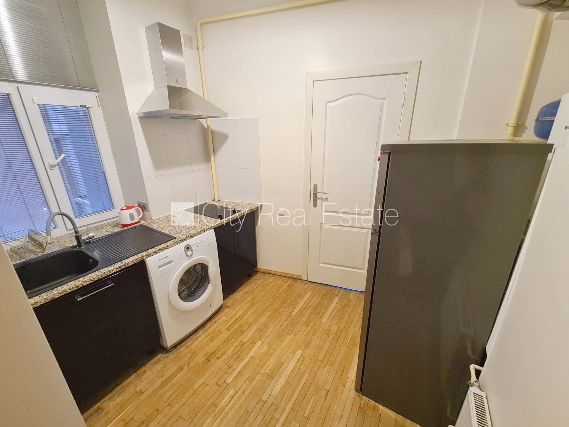 1-toaline korter Rīga, Centrs, 40 m², üür, Foto 9 / 10