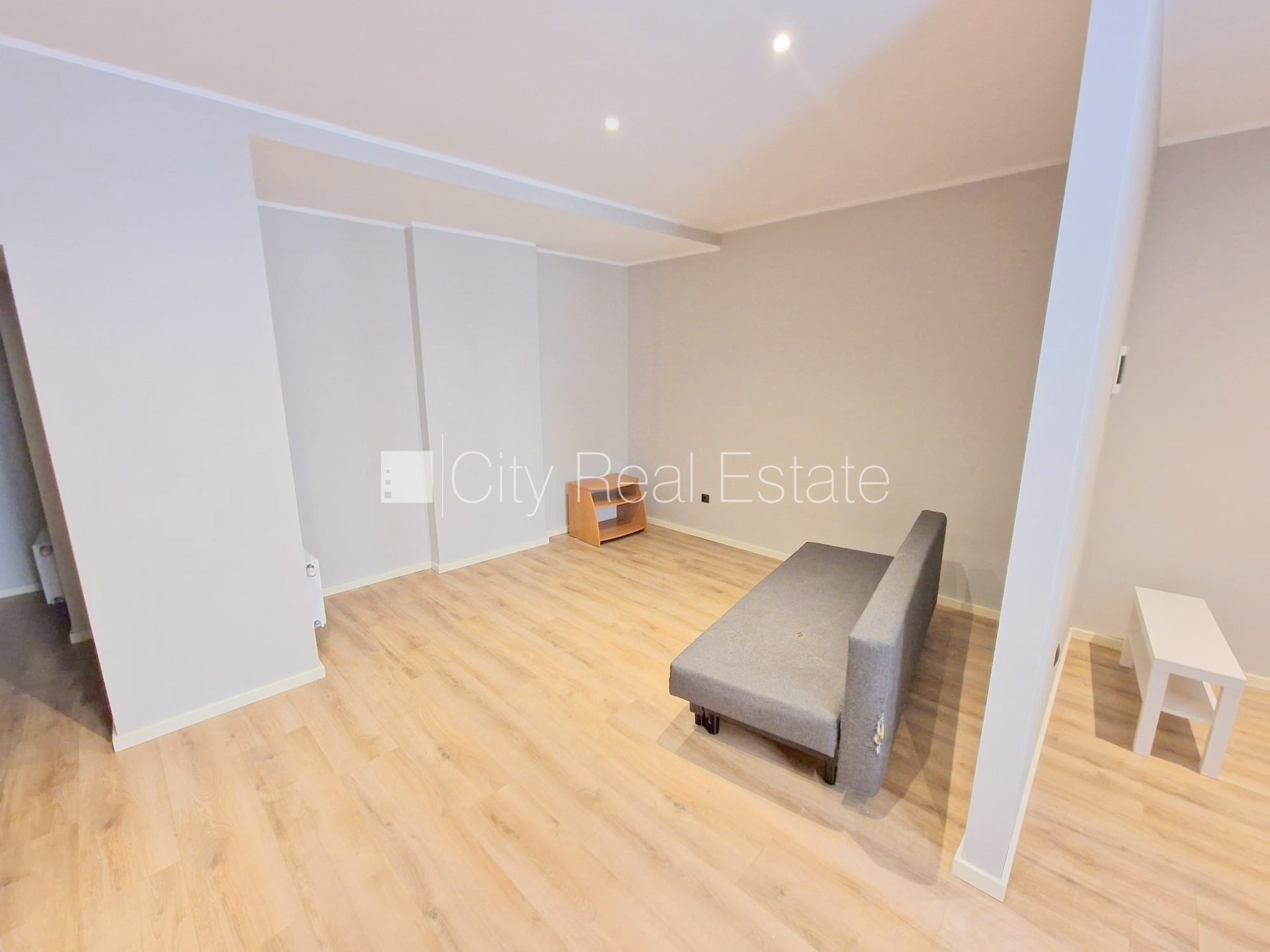 1-toaline korter Rīga, Centrs, 42 m², üür, Foto 2 / 10