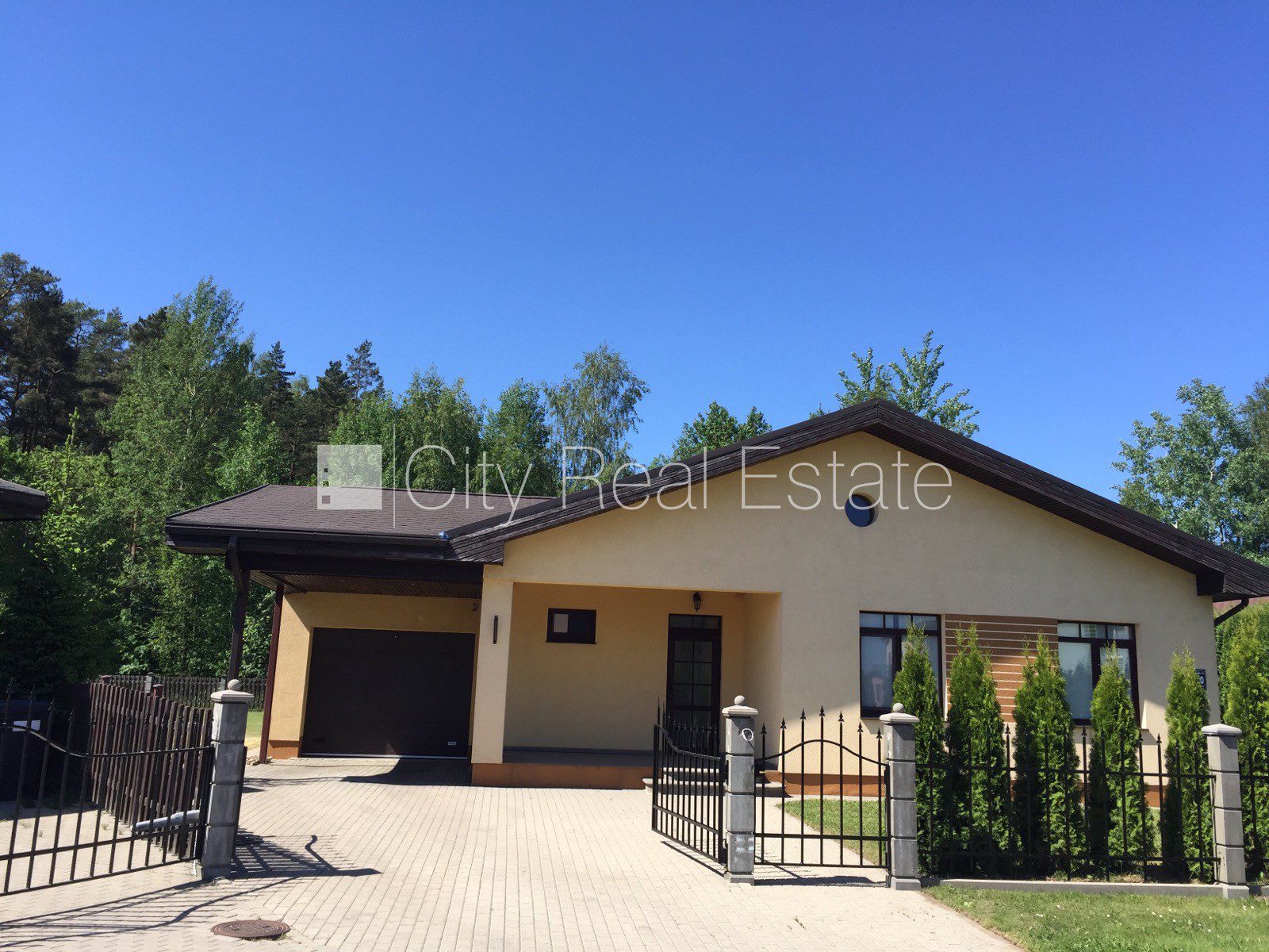 House for rent in Babīte Parish, 140 m², Photo 1 of 10