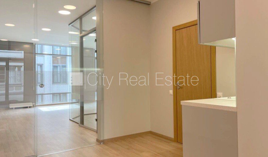 Komerctelpas Rīga, Centrs, 92 m², izīrē, Foto 1 no 10