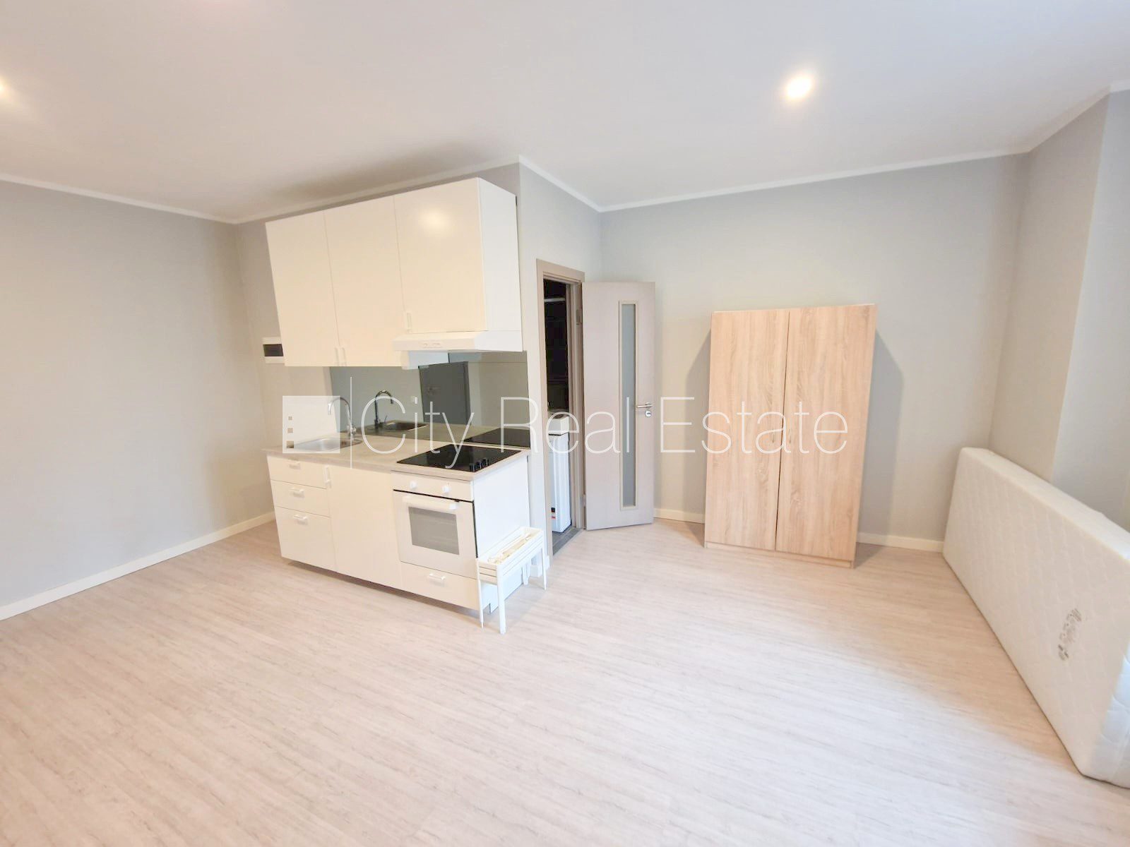1-toaline korter Rīga, Centrs, 28 m², üür, Foto 6 / 10