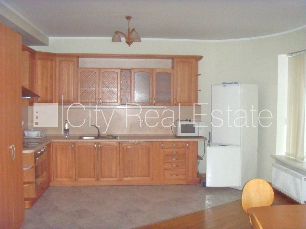 3-toaline korter Rīga, Centrs, 134 m², üür, Foto 1 / 10