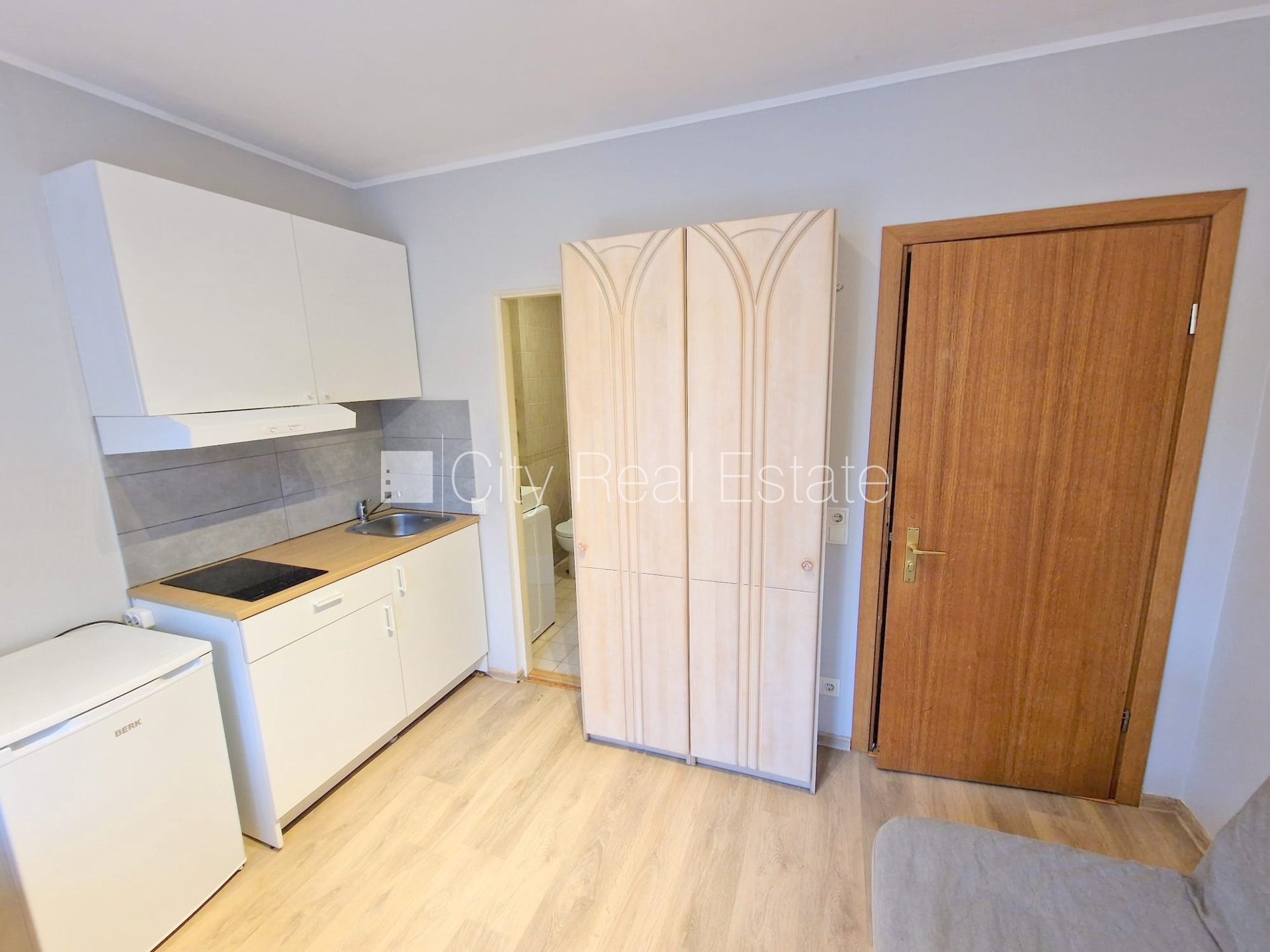 1 istabu dzīvoklis Rīga, Centrs, 17 m², izīrē, Foto 7 no 10