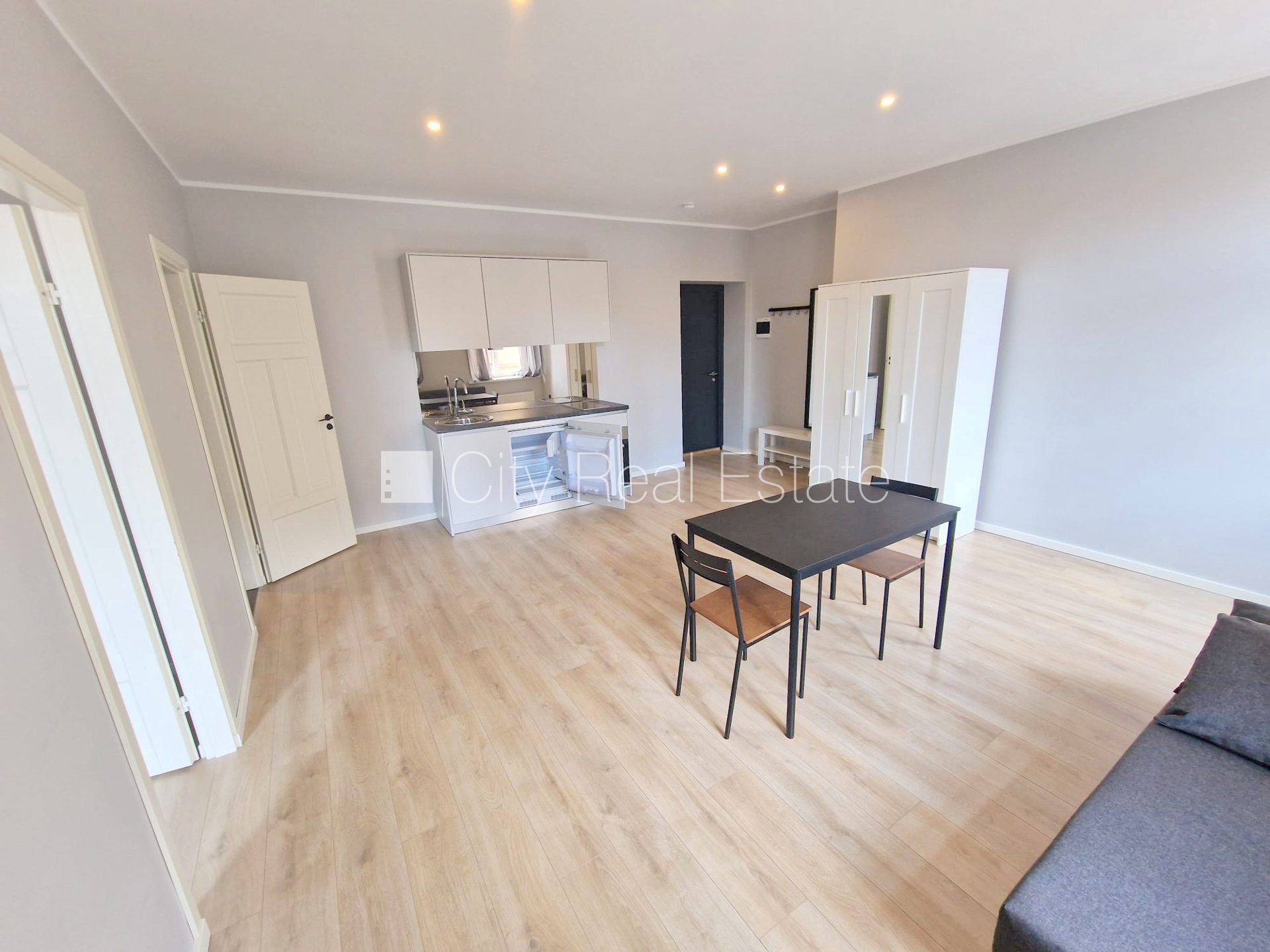 2-room apartment for rent in Riga, City Centre, 45 m², Photo 1 of 10