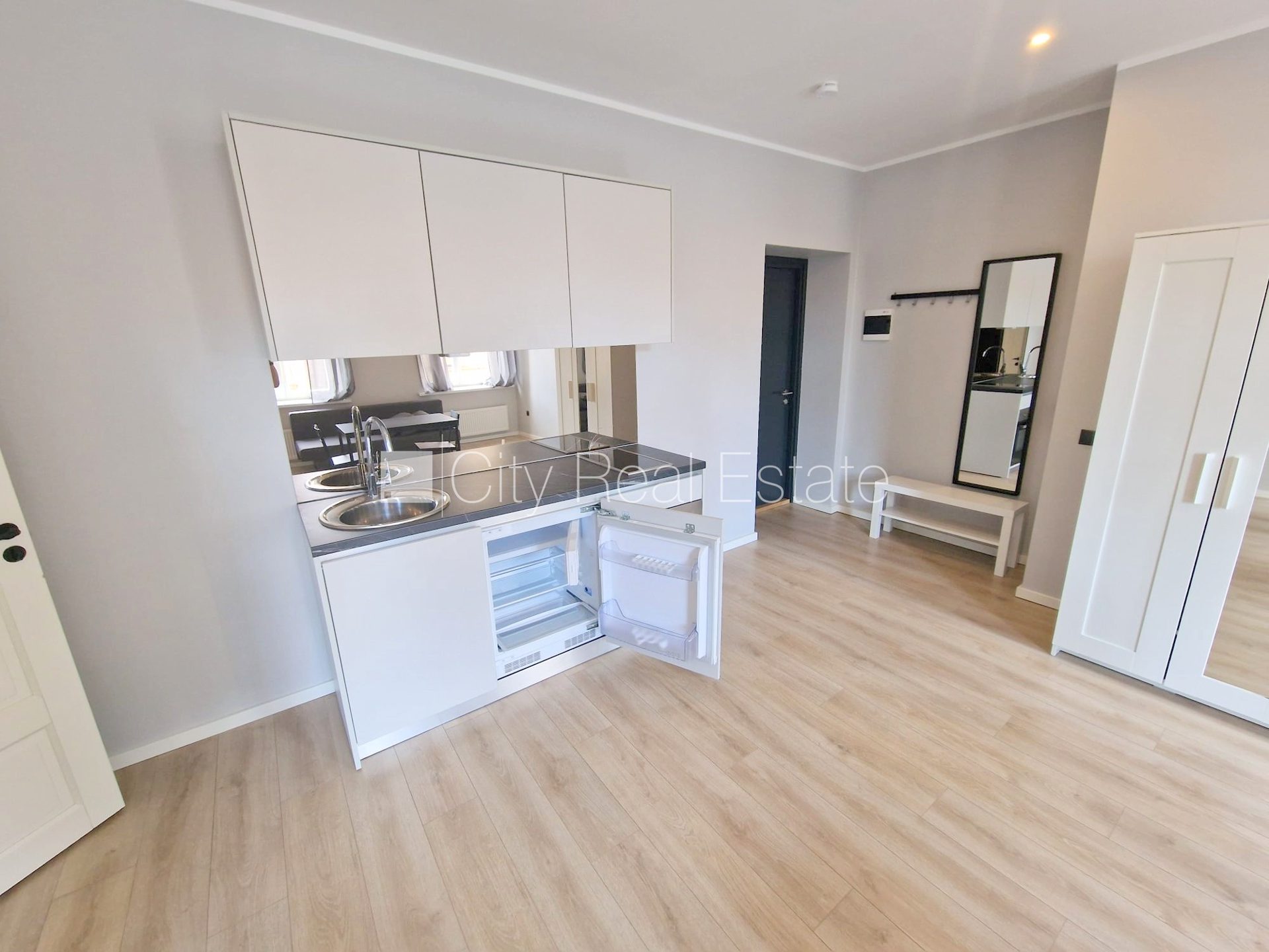 2-room apartment for rent in Riga, City Centre, 45 m², Photo 9 of 10