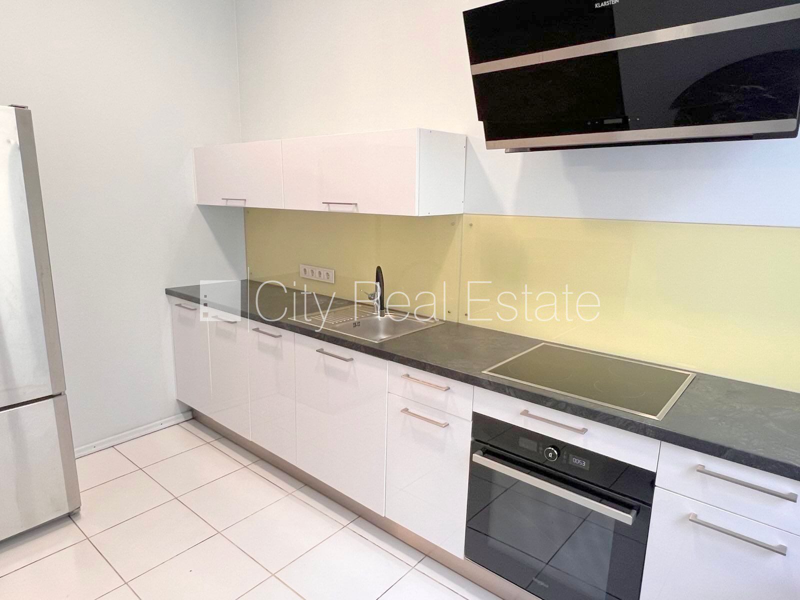 4-toaline korter Rīga, Centrs, 90 m², üür, Foto 3 / 10