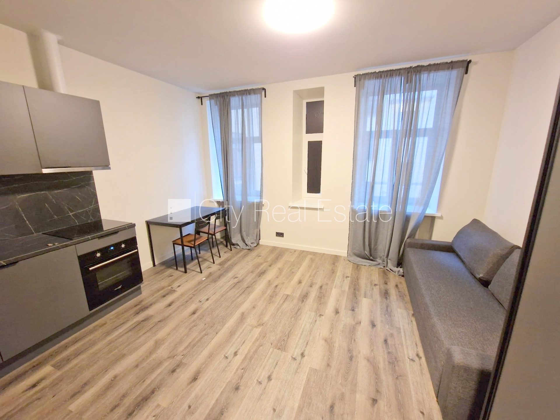 1-toaline korter Rīga, Centrs, 20 m², üür, Foto 1 / 10