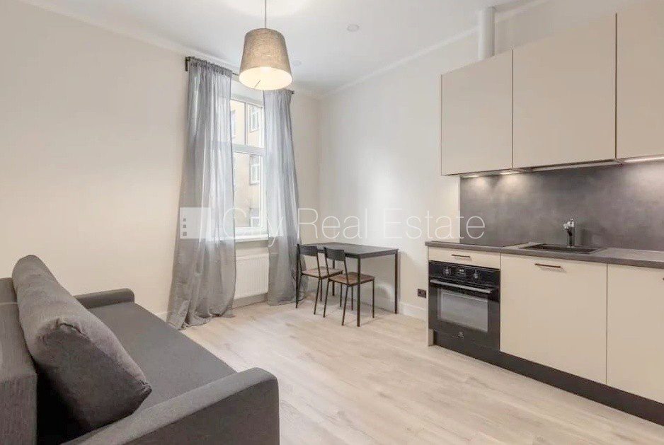 1-toaline korter Rīga, Centrs, 18 m², üür, Foto 1 / 10