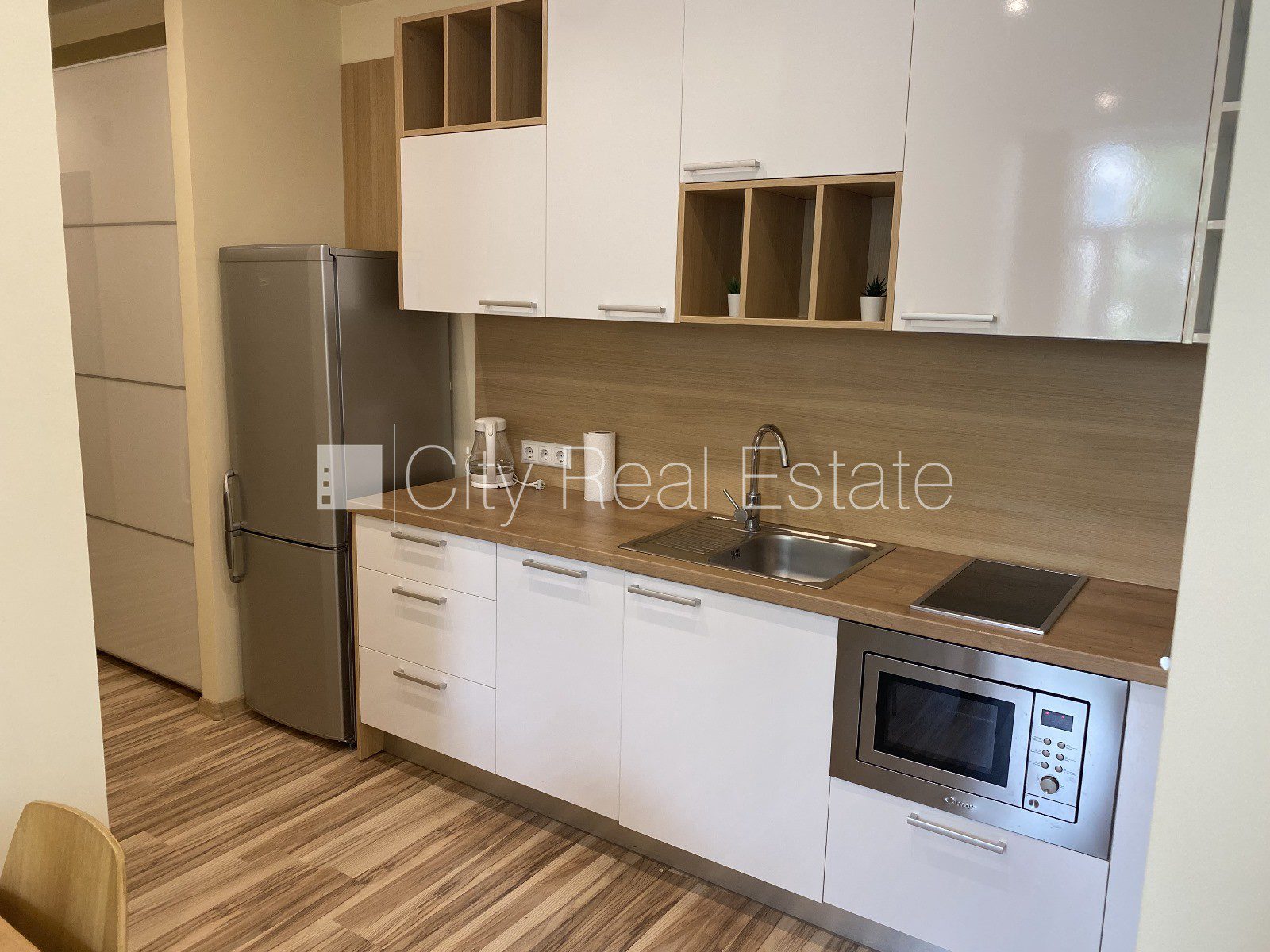1-toaline korter Rīga, Centrs, 33 m², üür, Foto 2 / 8