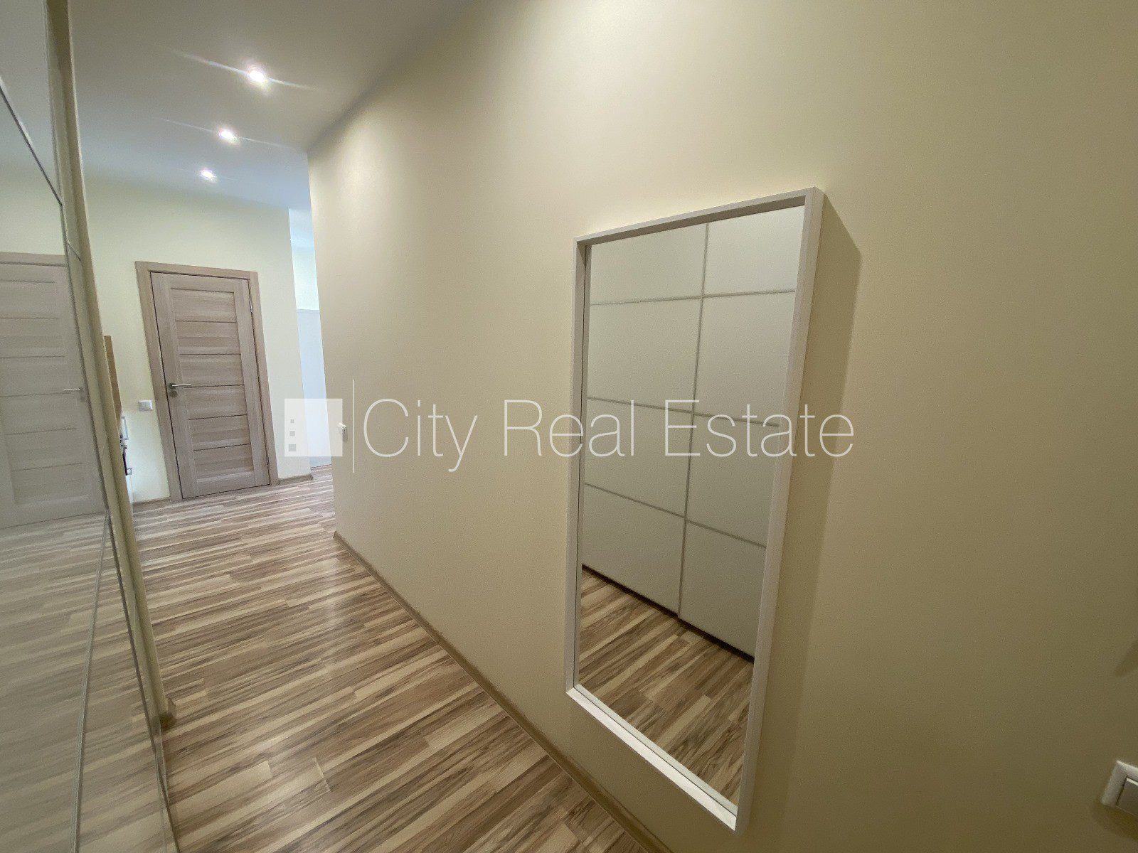1-toaline korter Rīga, Centrs, 33 m², üür, Foto 5 / 8