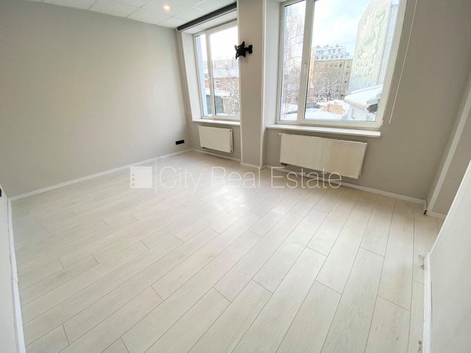 1-toaline korter Rīga, Centrs, 28 m², üür, Foto 3 / 10