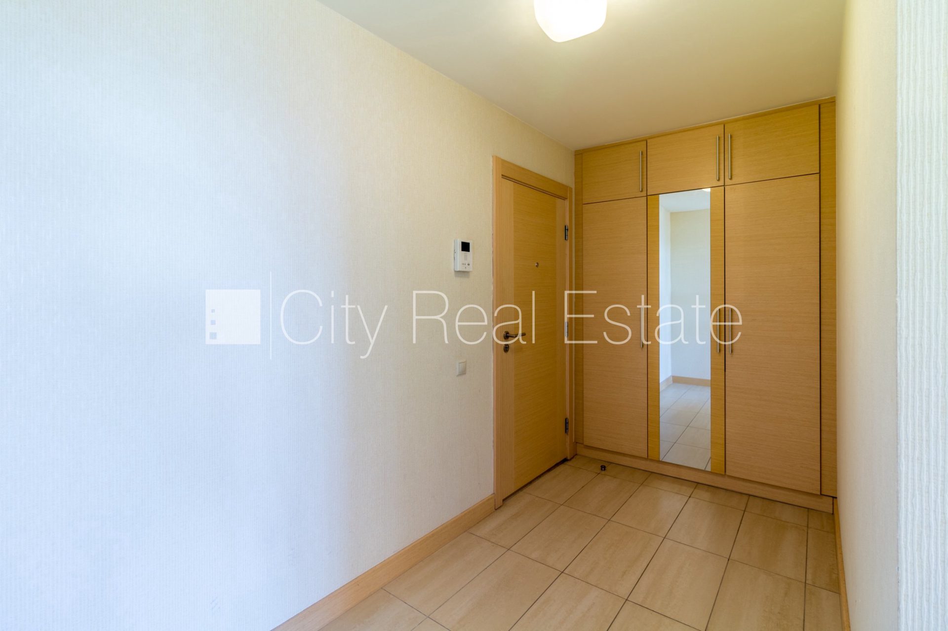 2-room apartment for rent in Riga, Šampēteris, 68 m², Photo 8 of 10