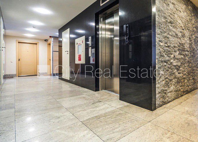 2-room apartment for rent in Riga, Šampēteris, 68 m², Photo 10 of 10